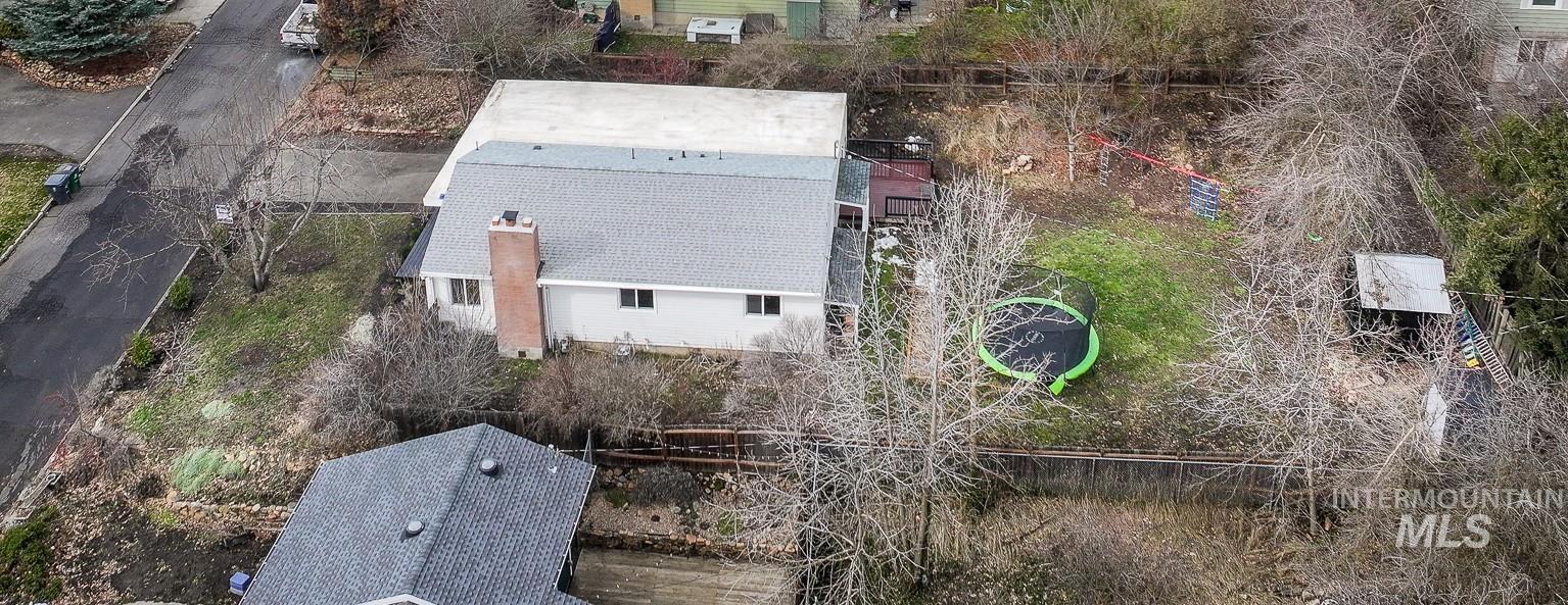 934 E 8th St, Moscow, Idaho 83843, 3 Bedrooms, 2 Bathrooms, Residential For Sale, Price $469,000,MLS 98976346