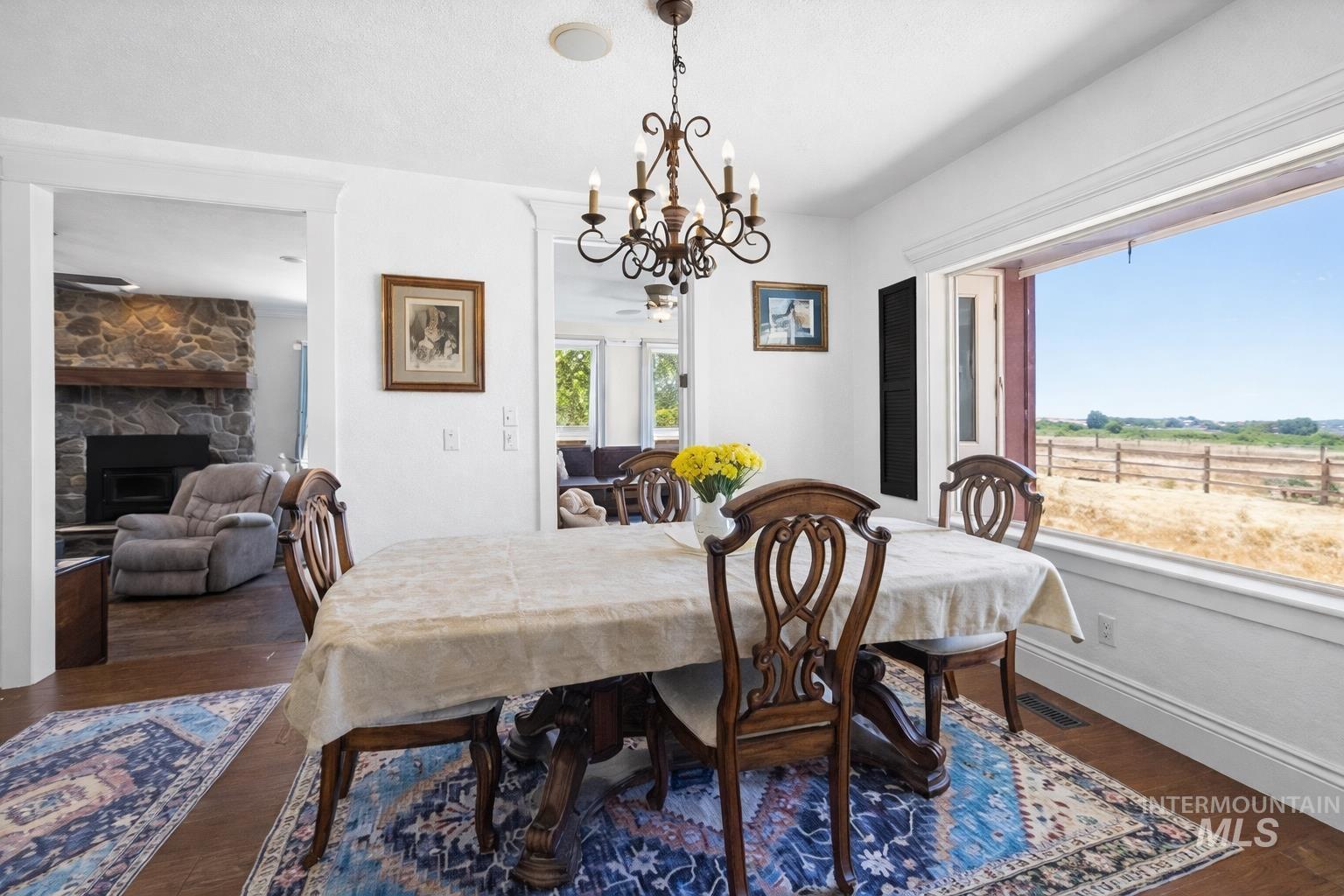 20169 Hoskins Rd, Caldwell, Idaho 83607, 4 Bedrooms, 3.5 Bathrooms, Residential For Sale, Price $1,080,000,MLS 98976347