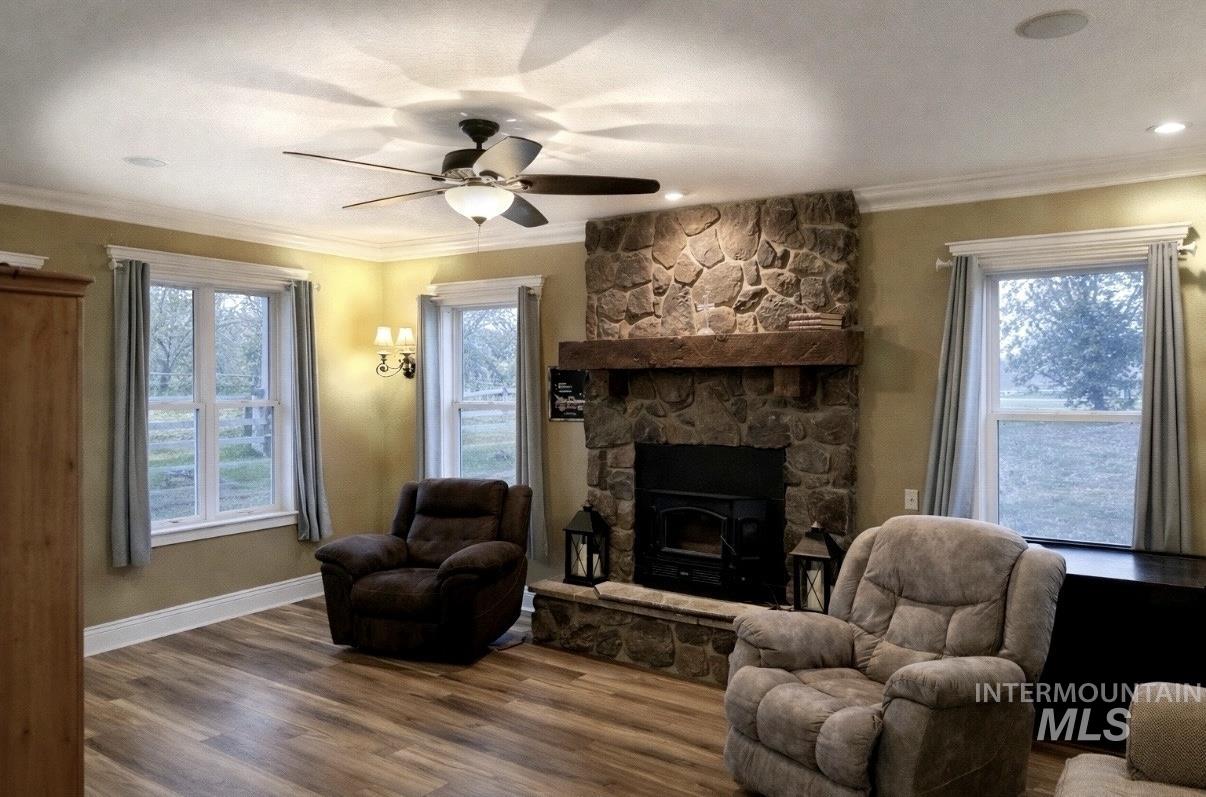 20169 Hoskins Rd, Caldwell, Idaho 83607, 4 Bedrooms, 3.5 Bathrooms, Residential For Sale, Price $1,080,000,MLS 98976347