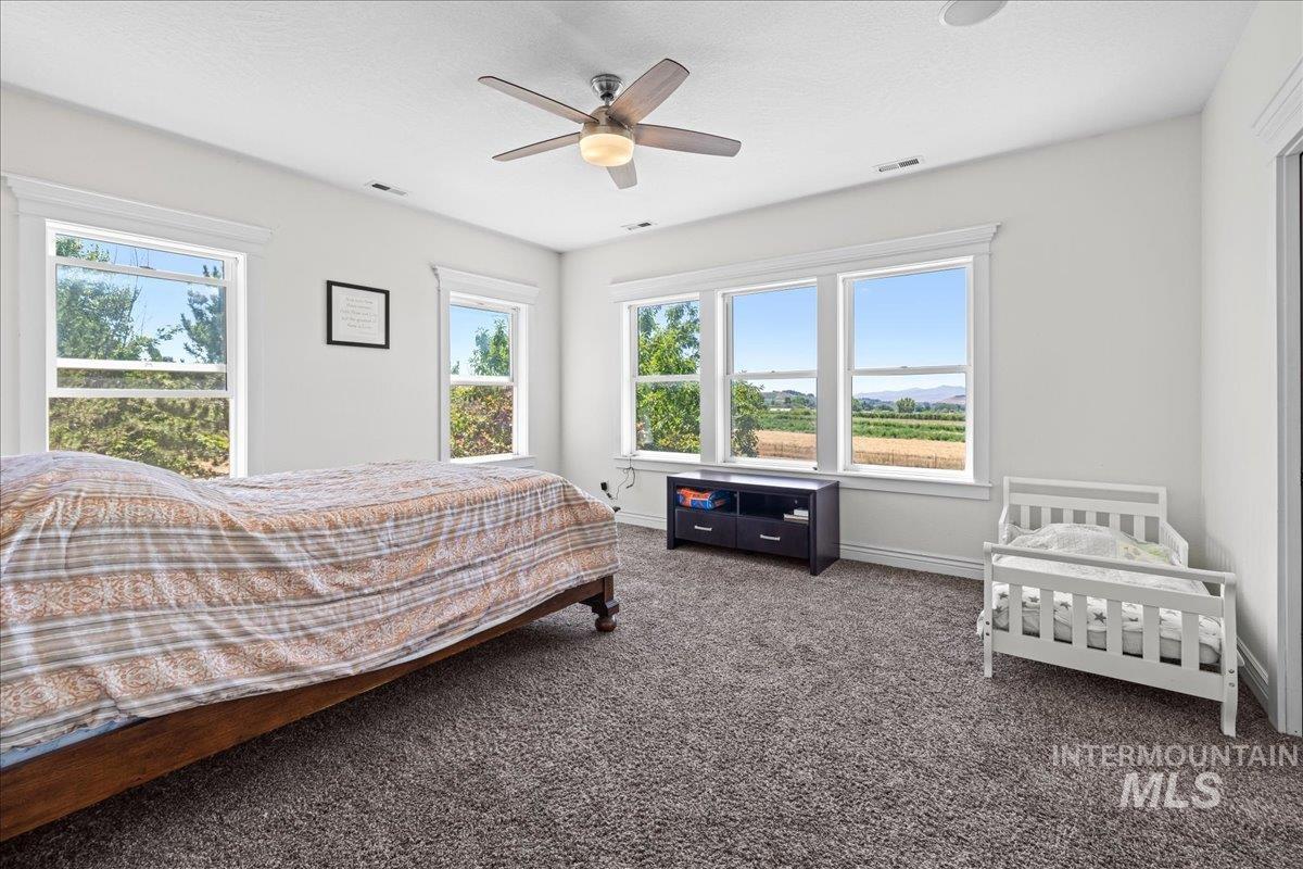 20169 Hoskins Rd, Caldwell, Idaho 83607, 4 Bedrooms, 3.5 Bathrooms, Residential For Sale, Price $1,080,000,MLS 98976347