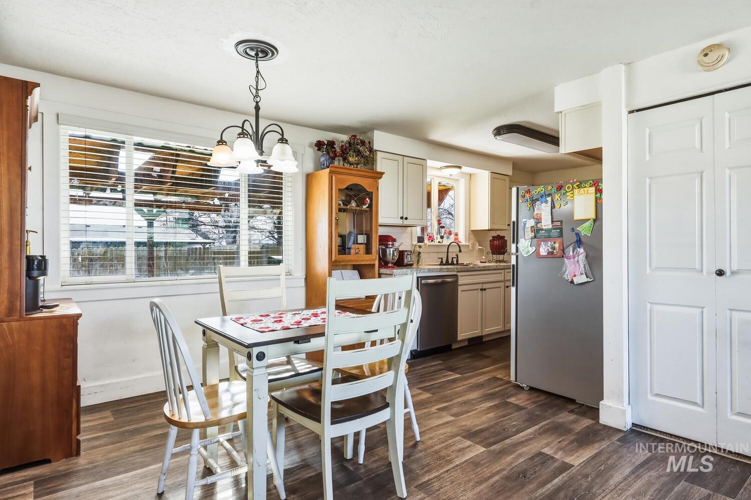 10087 W Vixen Drive, Boise, Idaho 83709, 3 Bedrooms, 1 Bathroom, Residential For Sale, Price $369,000,MLS 98976349