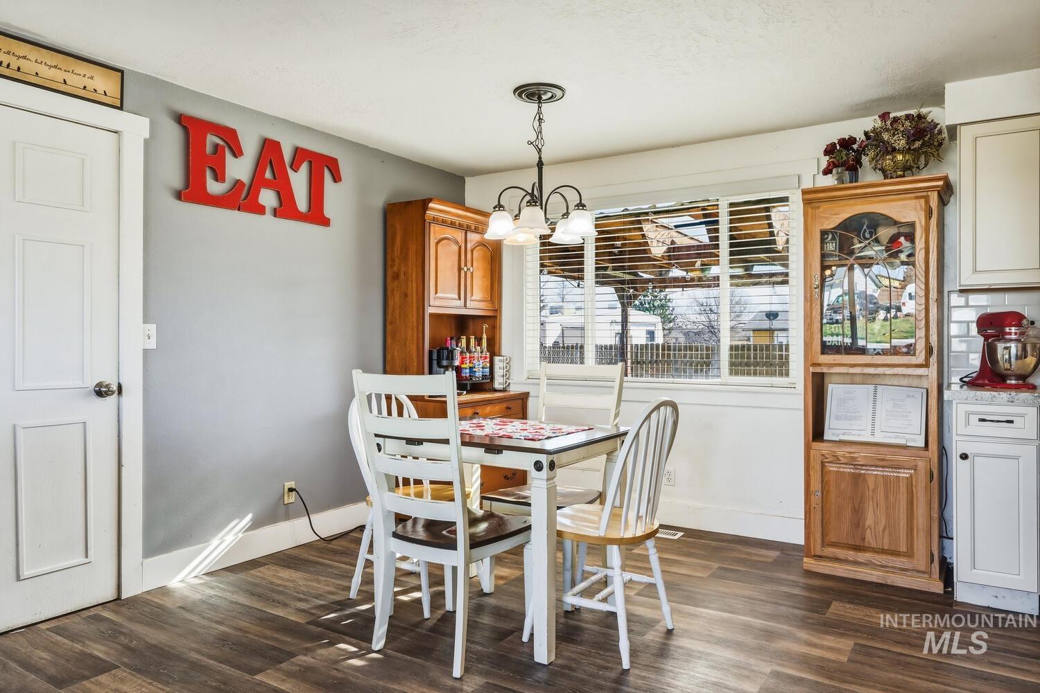 10087 W Vixen Drive, Boise, Idaho 83709, 3 Bedrooms, 1 Bathroom, Residential For Sale, Price $369,000,MLS 98976349