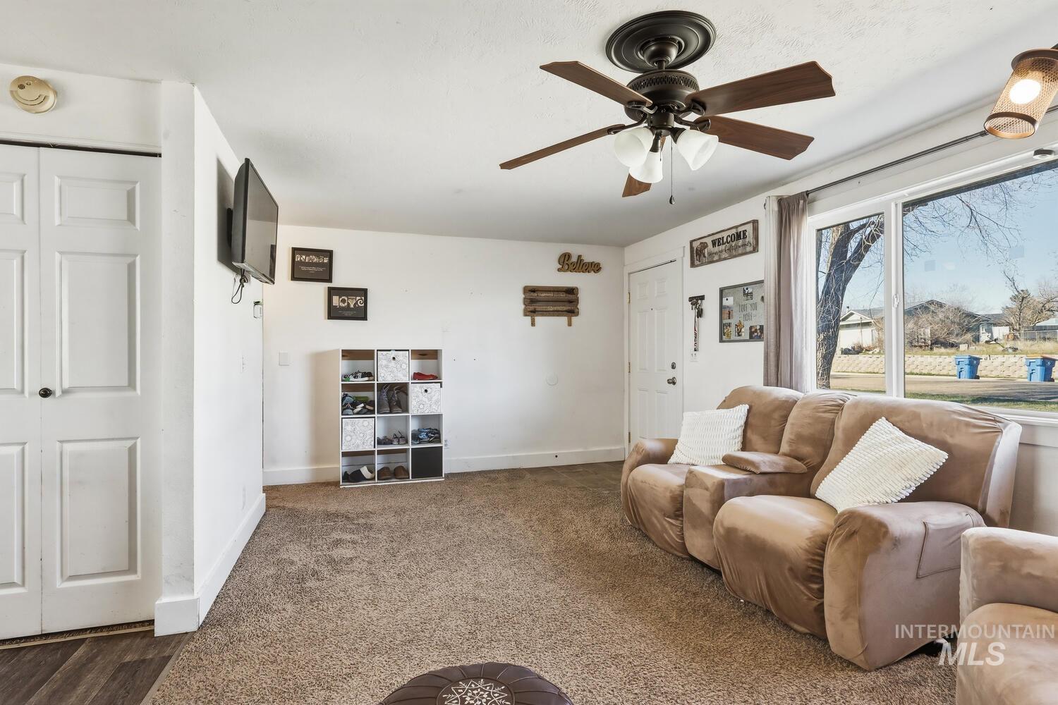 10087 W Vixen Drive, Boise, Idaho 83709, 3 Bedrooms, 1 Bathroom, Residential For Sale, Price $369,000,MLS 98976349