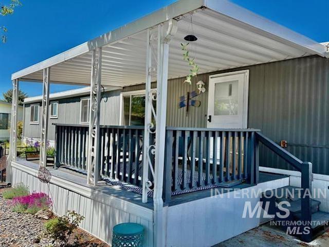 5573 Fairfax Ln, Boise, Idaho 83714-6047, 2 Bedrooms, 1 Bathroom, Residential For Sale, Price $105,000,MLS 98976353