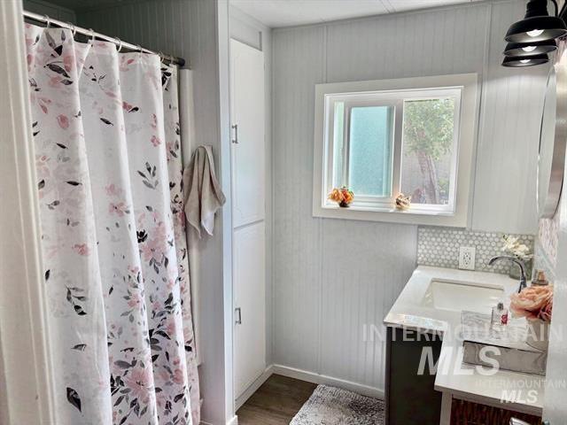 5573 Fairfax Ln, Boise, Idaho 83714-6047, 2 Bedrooms, 1 Bathroom, Residential For Sale, Price $105,000,MLS 98976353