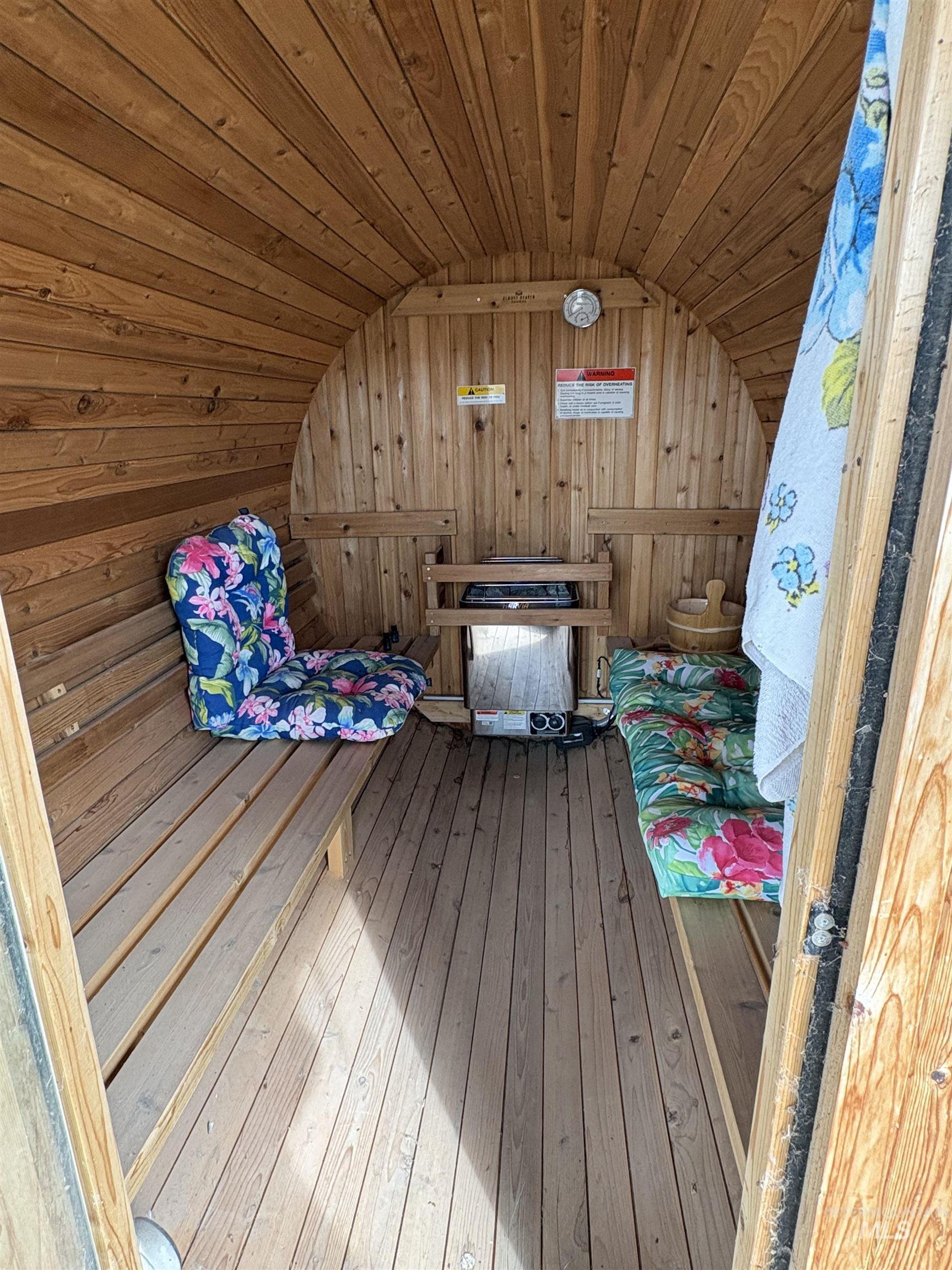 8241 Butte, Melba, Idaho 83641, 3 Bedrooms, 2 Bathrooms, Residential For Sale, Price $925,000, 98976354