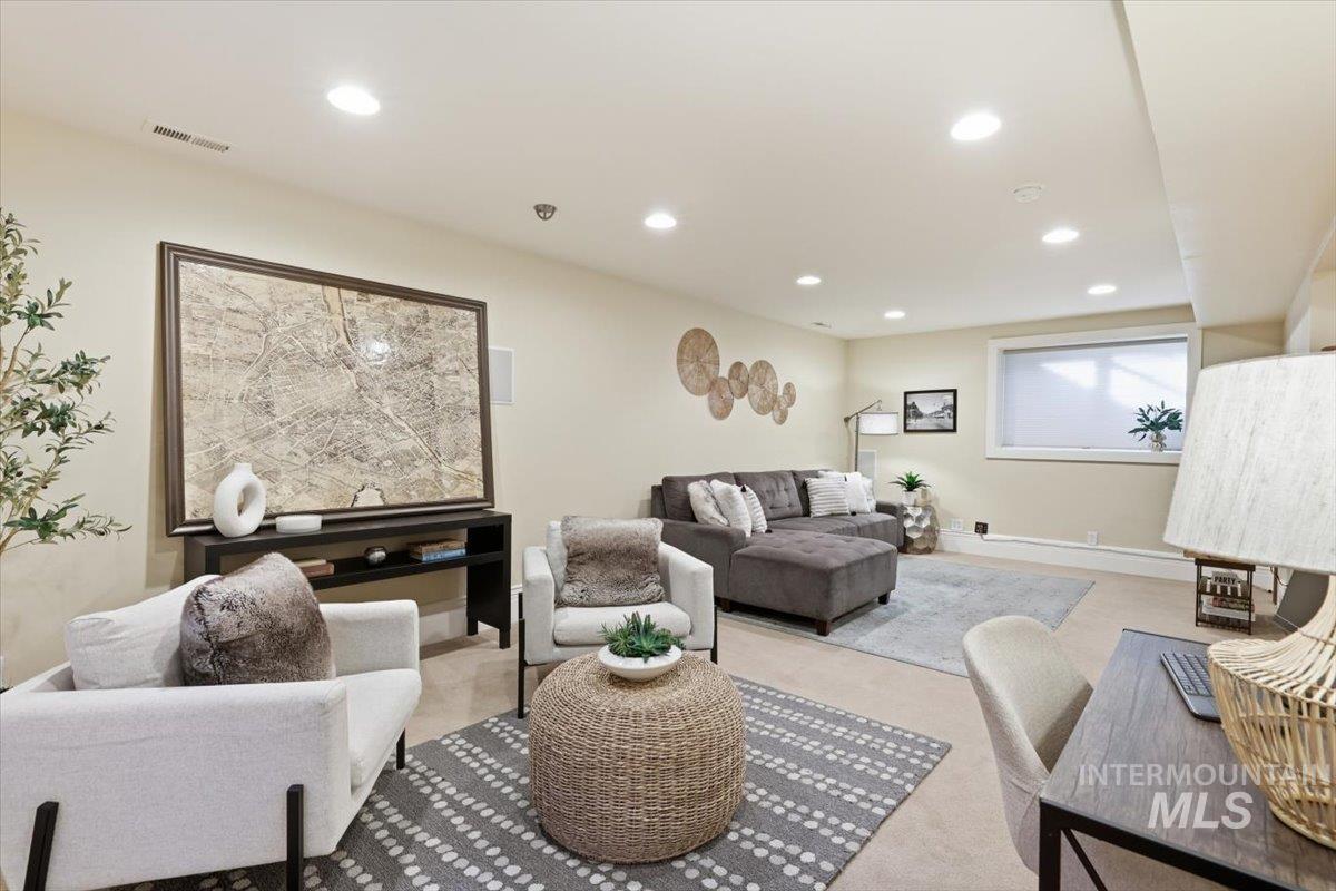 1212 N 18th St, Boise, Idaho 83702, 4 Bedrooms, 3.5 Bathrooms, Residential For Sale, Price $1,350,000, 98976355