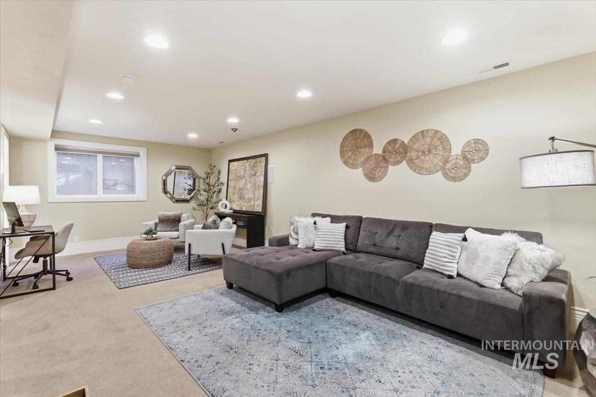 1212 N 18th St, Boise, Idaho 83702, 4 Bedrooms, 3.5 Bathrooms, Residential For Sale, Price $1,350,000, 98976355