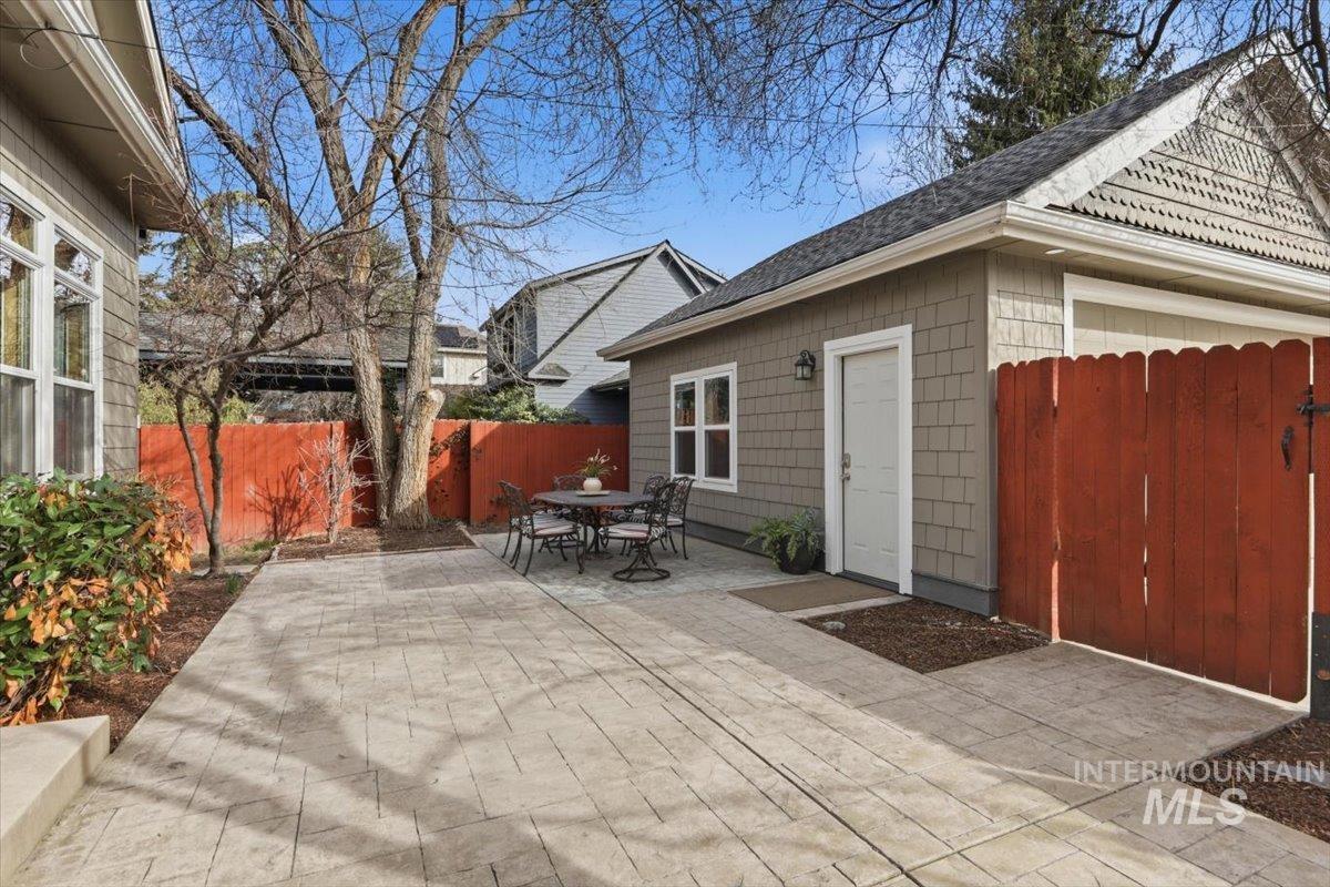 1212 N 18th St, Boise, Idaho 83702, 4 Bedrooms, 3.5 Bathrooms, Residential For Sale, Price $1,350,000, 98976355