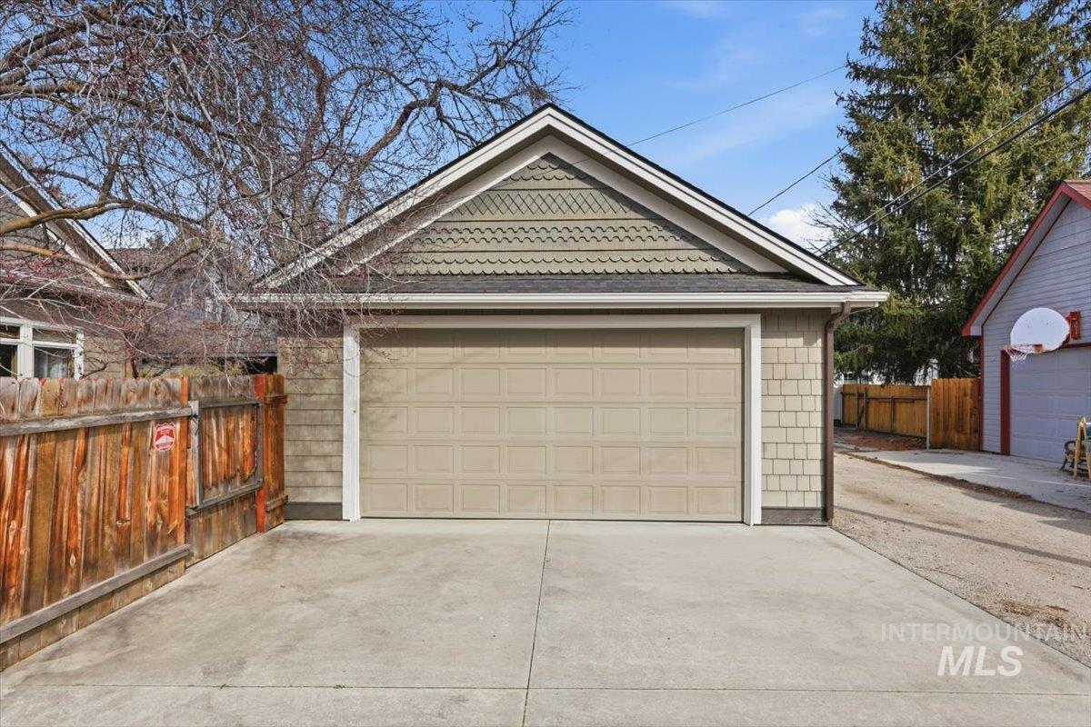 1212 N 18th St, Boise, Idaho 83702, 4 Bedrooms, 3.5 Bathrooms, Residential For Sale, Price $1,350,000, 98976355