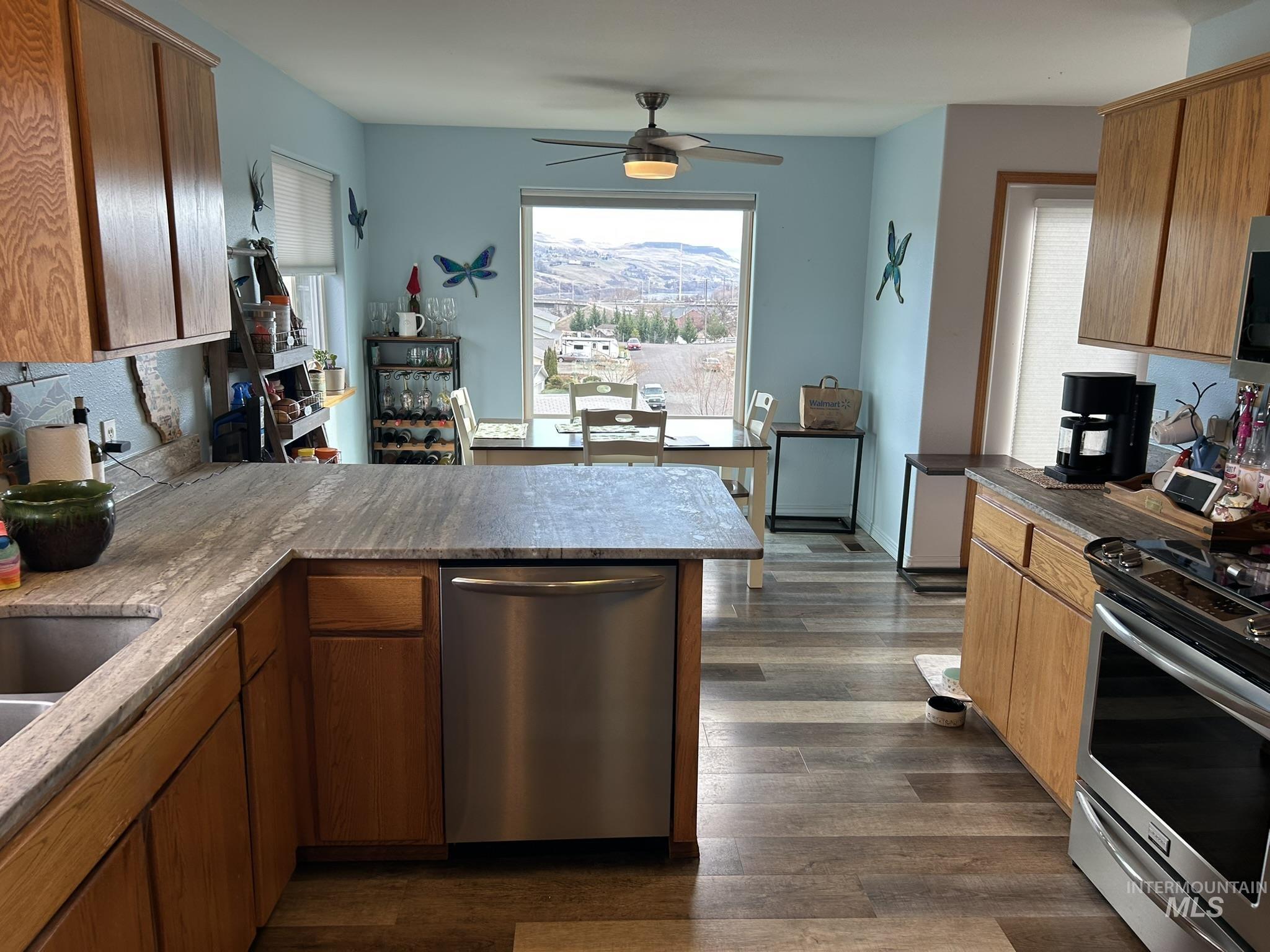 435 Teresa court, Clarkston, Washington 99403, 4 Bedrooms, 3 Bathrooms, Residential For Sale, Price $489,000,MLS 98976356