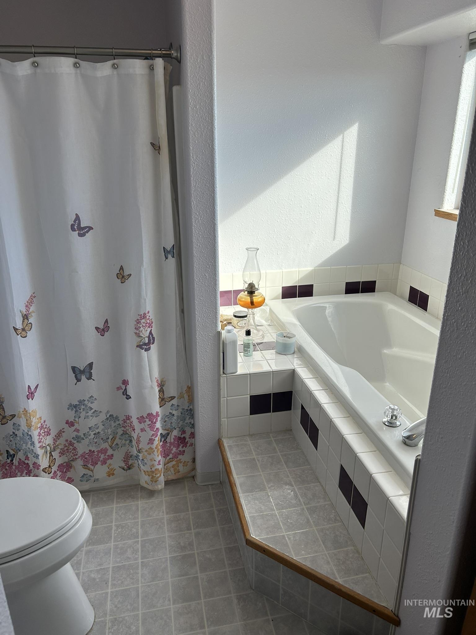 435 Teresa court, Clarkston, Washington 99403, 4 Bedrooms, 3 Bathrooms, Residential For Sale, Price $489,000,MLS 98976356