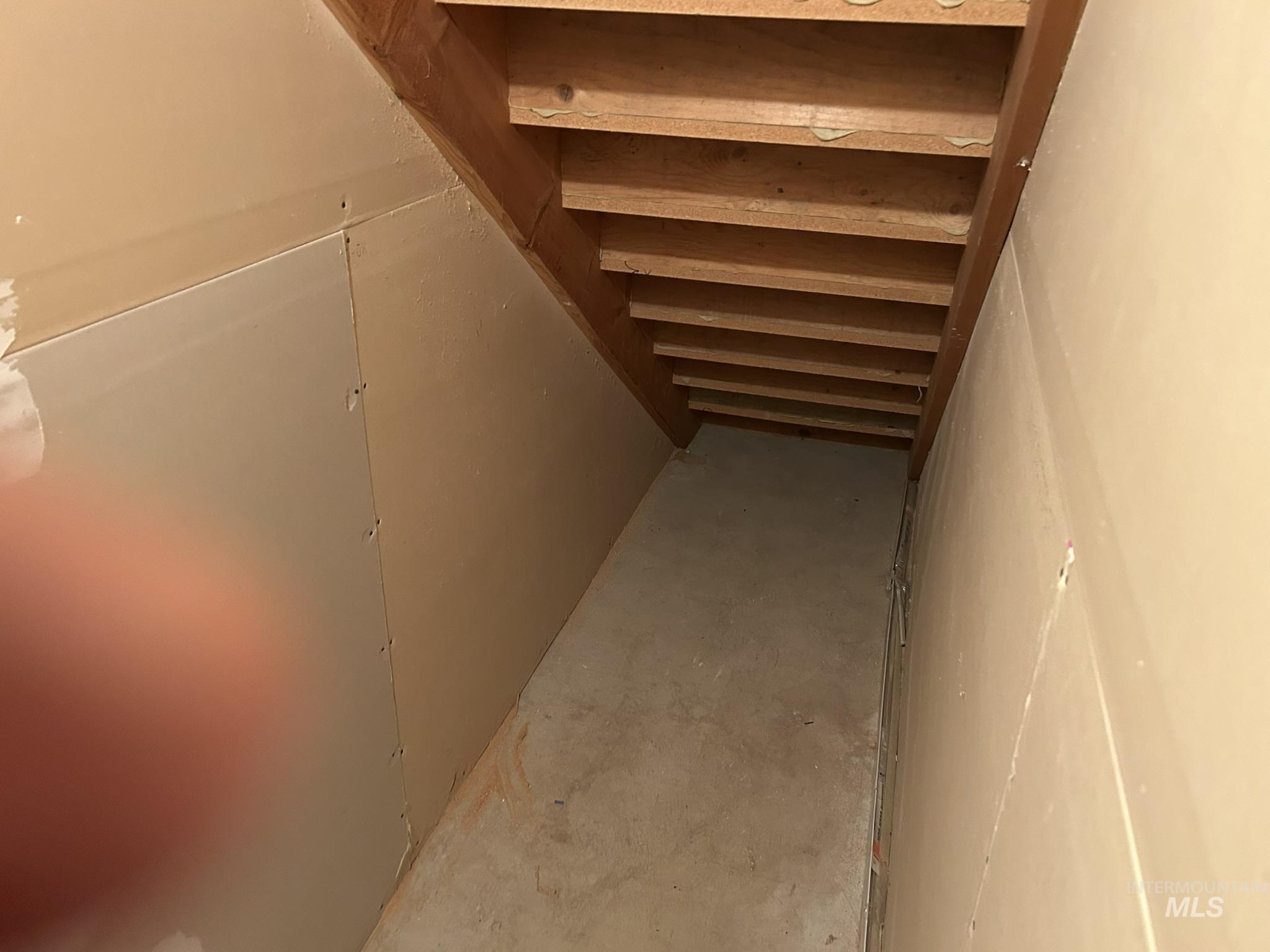 435 Teresa court, Clarkston, Washington 99403, 4 Bedrooms, 3 Bathrooms, Residential For Sale, Price $489,000,MLS 98976356