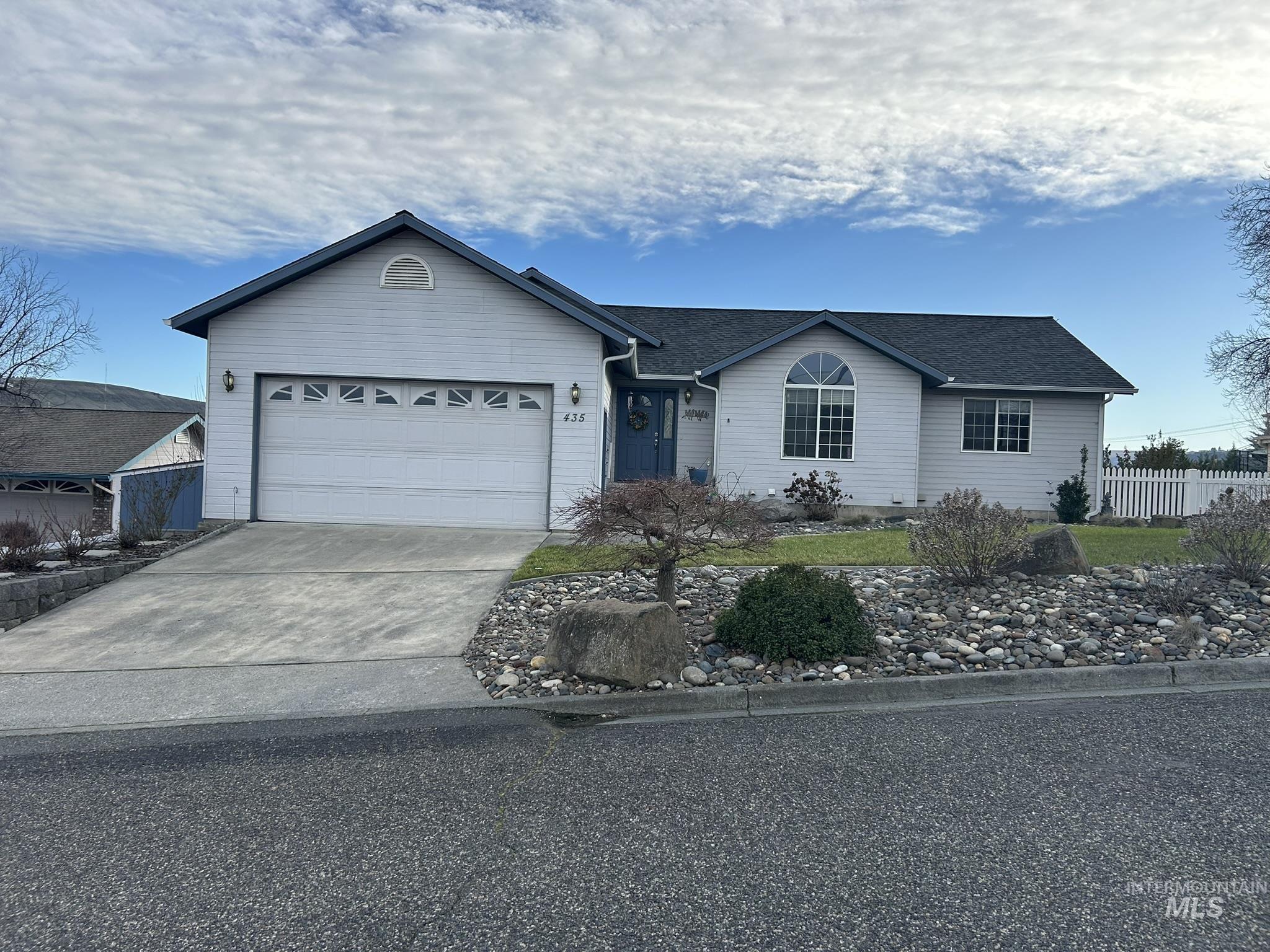 435 Teresa court, Clarkston, Washington 99403, 4 Bedrooms, 3 Bathrooms, Residential For Sale, Price $489,000,MLS 98976356