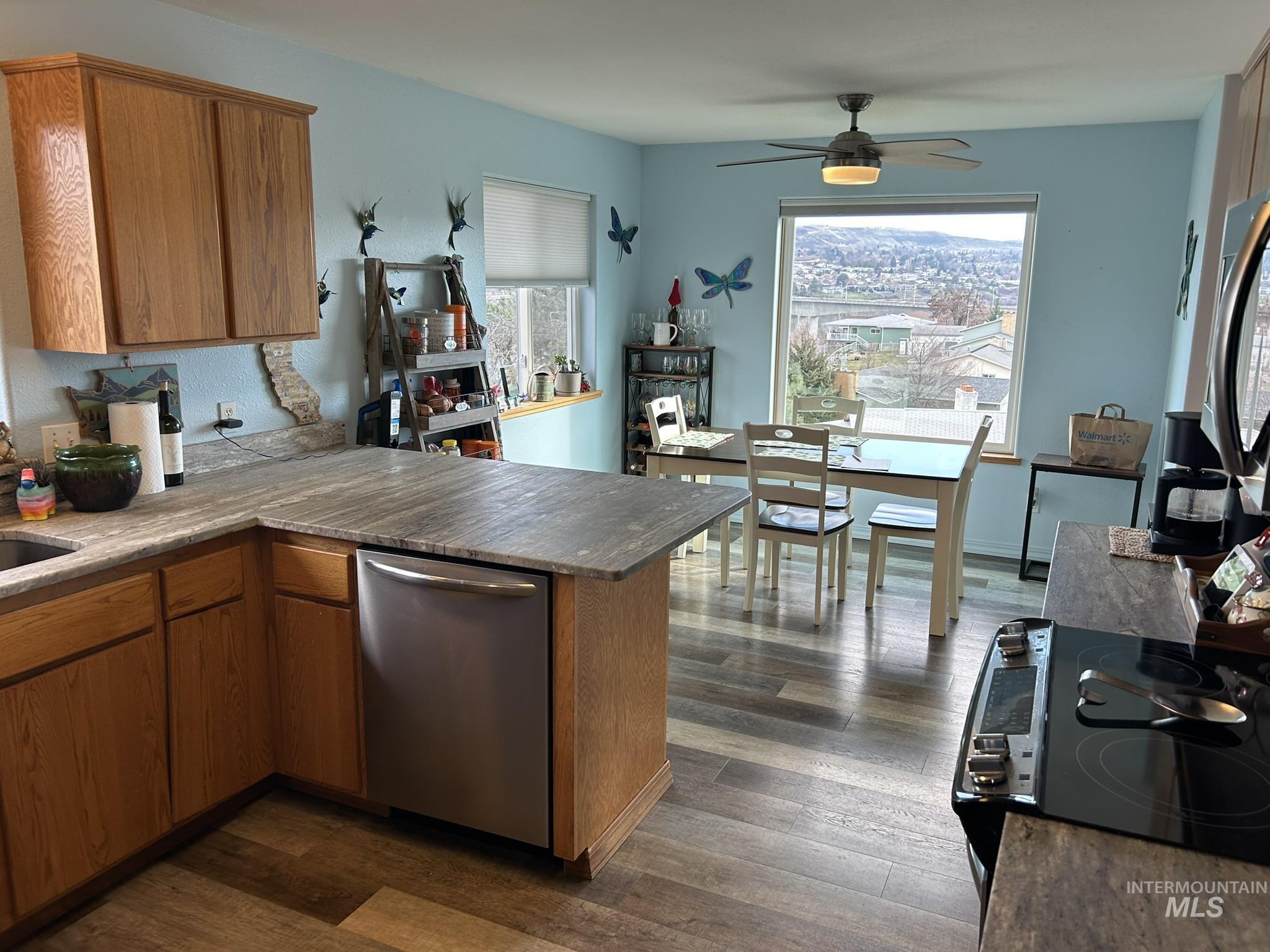 435 Teresa court, Clarkston, Washington 99403, 4 Bedrooms, 3 Bathrooms, Residential For Sale, Price $489,000,MLS 98976356