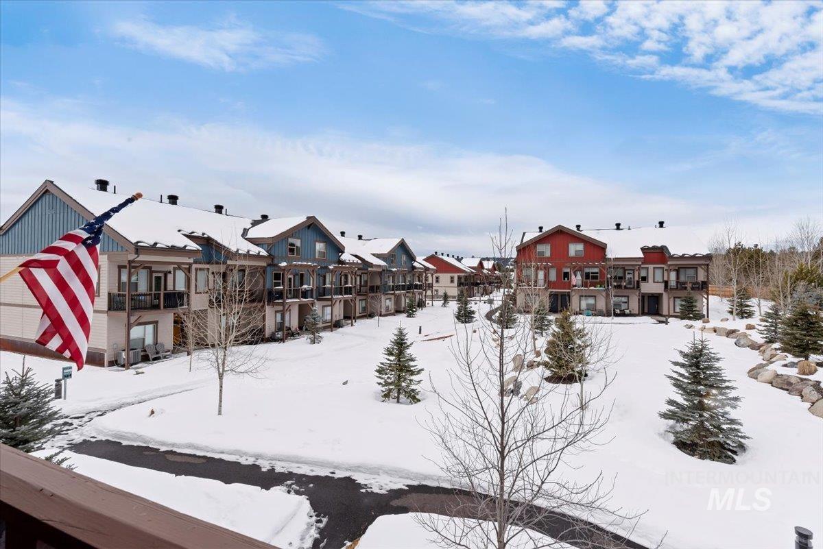 314 Broken Creek, McCall, Idaho 83638, 3 Bedrooms, 3 Bathrooms, Residential For Sale, Price $569,900,MLS 98976358