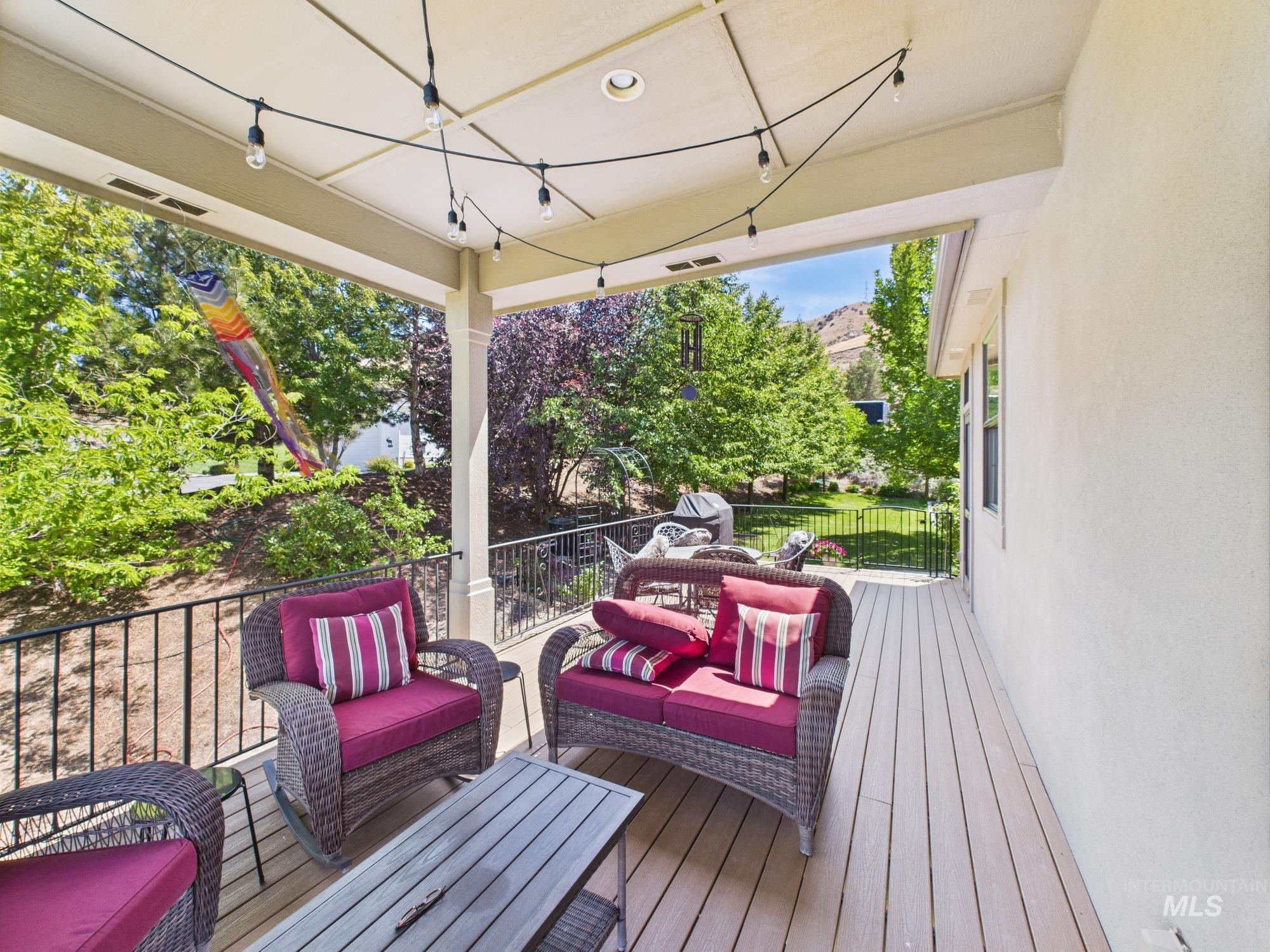 4515 Old Freeze Out, Emmett, Idaho 83617, 4 Bedrooms, 3.5 Bathrooms, Residential For Sale, Price $1,195,000,MLS 98976359