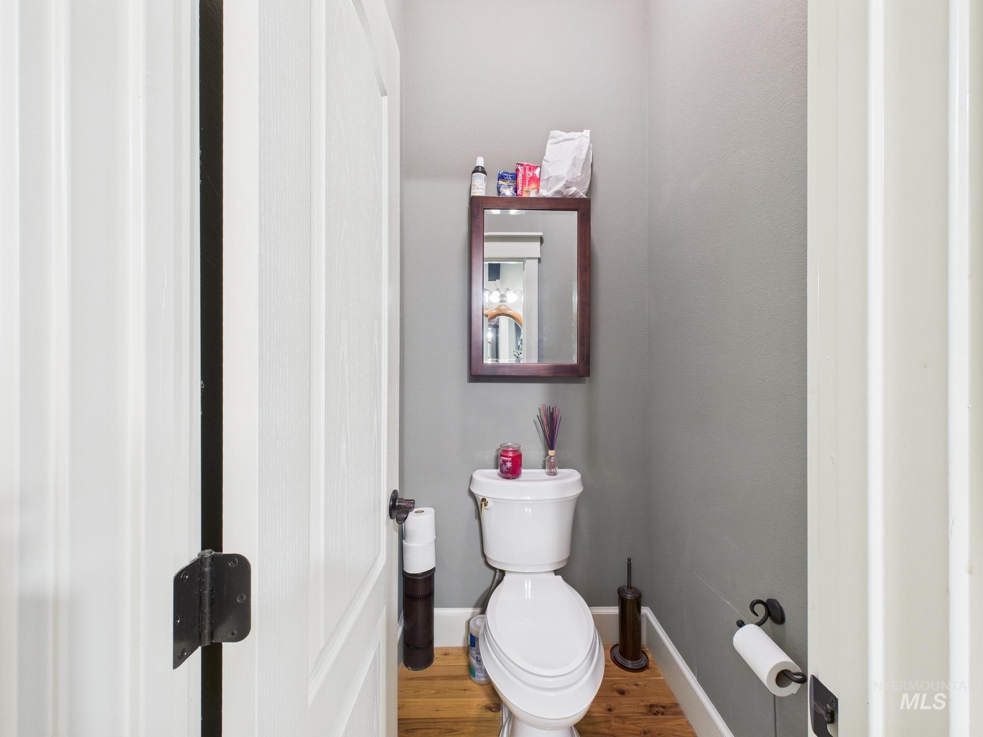 4515 Old Freeze Out, Emmett, Idaho 83617, 4 Bedrooms, 3.5 Bathrooms, Residential For Sale, Price $1,195,000,MLS 98976359