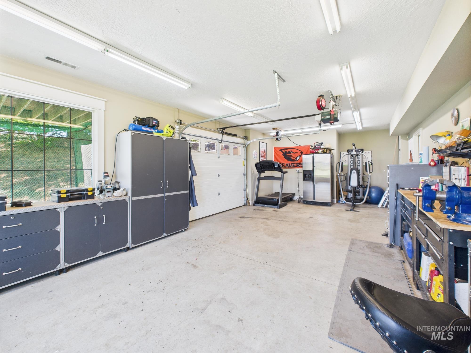 4515 Old Freeze Out, Emmett, Idaho 83617, 4 Bedrooms, 3.5 Bathrooms, Residential For Sale, Price $1,195,000,MLS 98976359