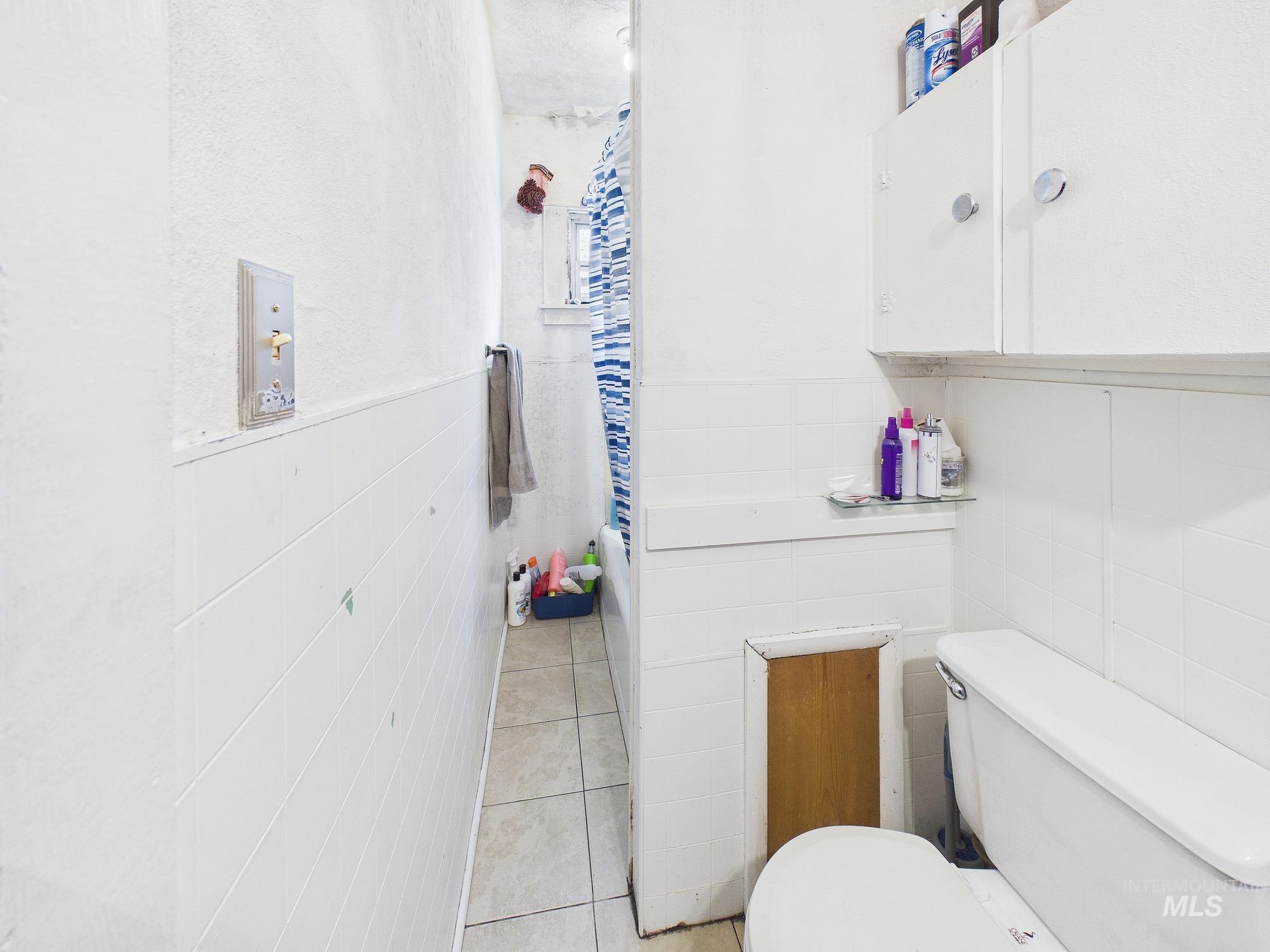 206 W 12th St, Emmett, Idaho 83617, 2 Bedrooms, 1 Bathroom, Residential For Sale, Price $287,600, 98976361