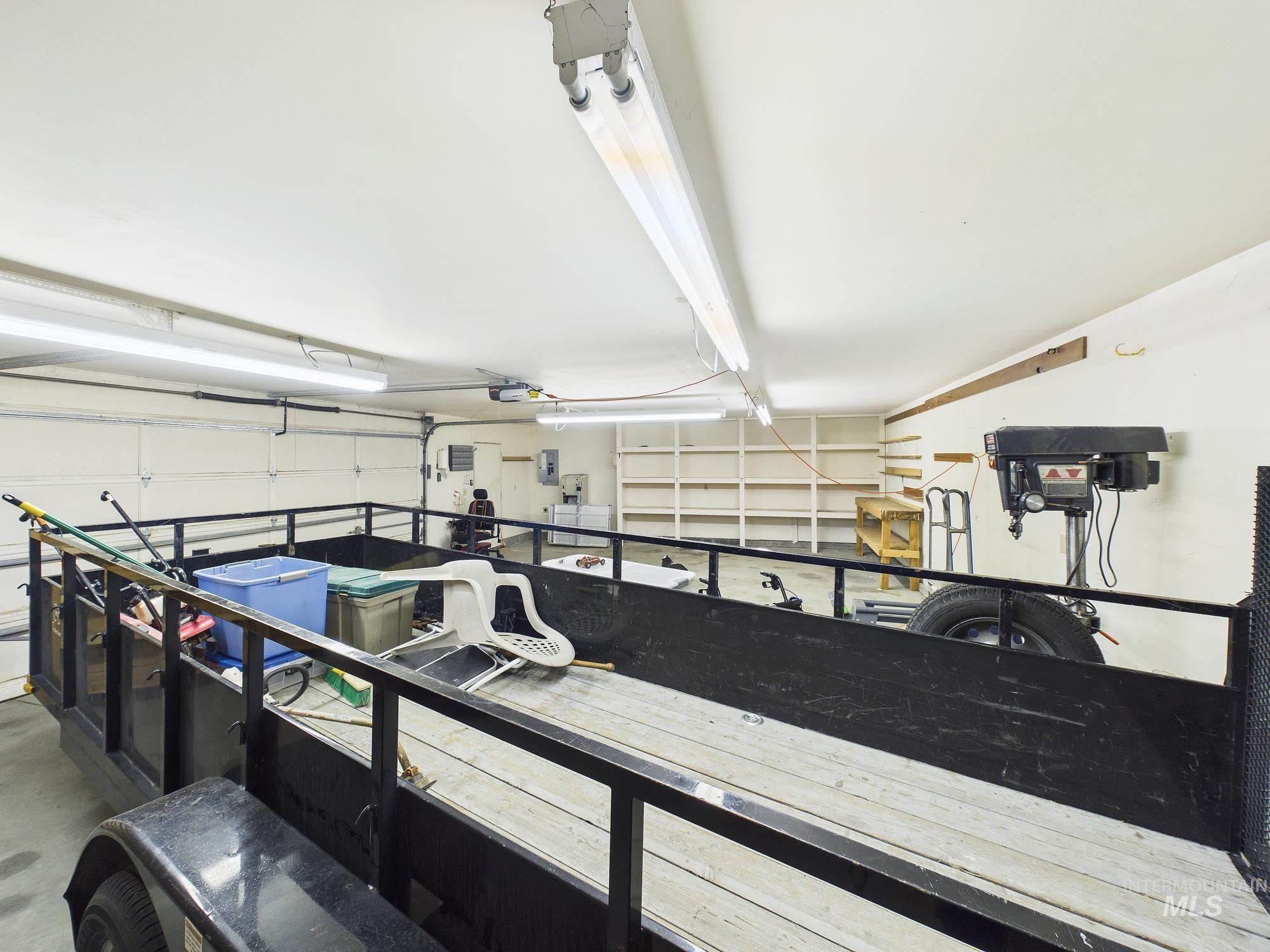 206 W 12th St, Emmett, Idaho 83617, 2 Bedrooms, 1 Bathroom, Residential For Sale, Price $287,600, 98976361