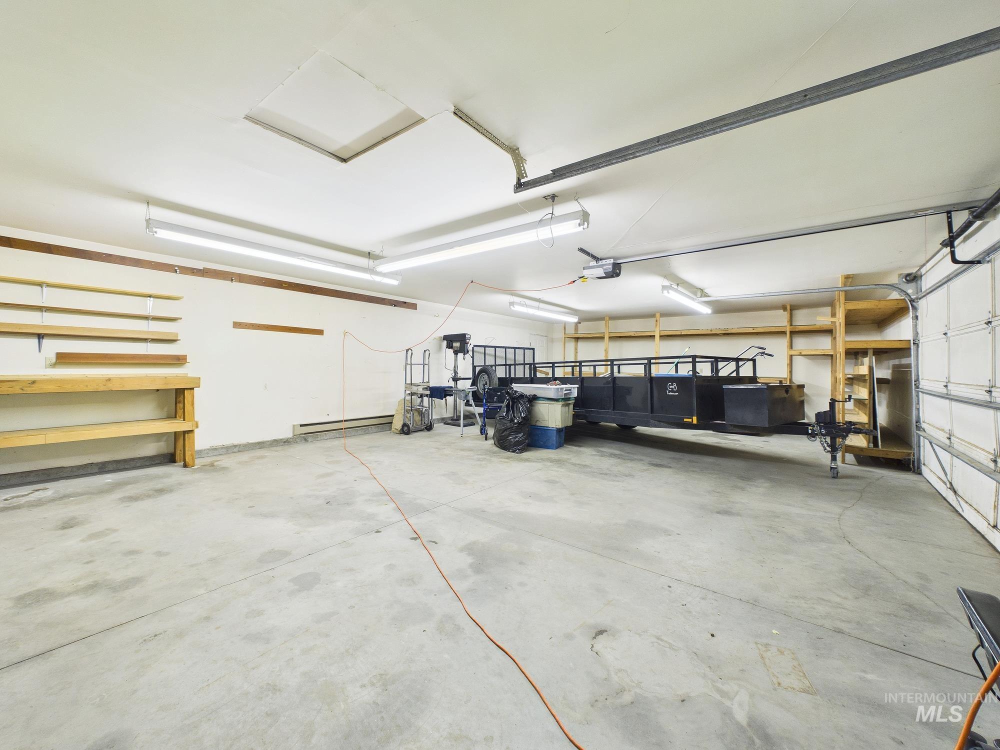 206 W 12th St, Emmett, Idaho 83617, 2 Bedrooms, 1 Bathroom, Residential For Sale, Price $287,600, 98976361