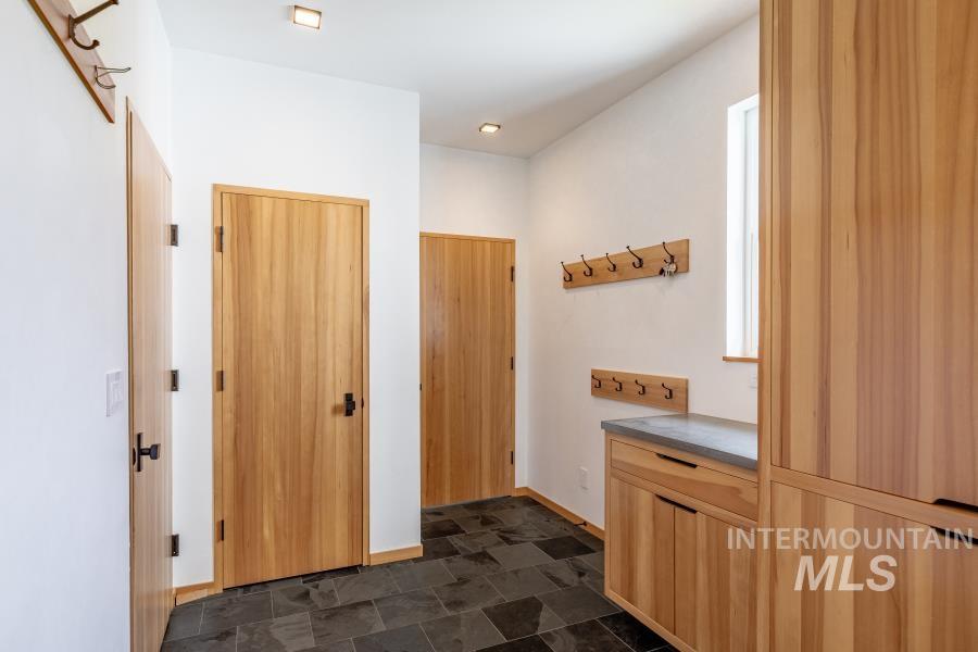 1755 Genesee Troy Rd, Moscow, Idaho 83843, 3 Bedrooms, 3 Bathrooms, Residential For Sale, Price $1,475,000, 98976362