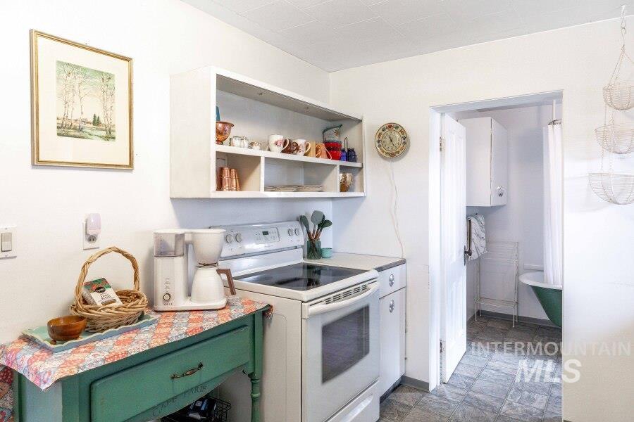 1755 Genesee Troy Rd, Moscow, Idaho 83843, 3 Bedrooms, 3 Bathrooms, Residential For Sale, Price $1,475,000, 98976362