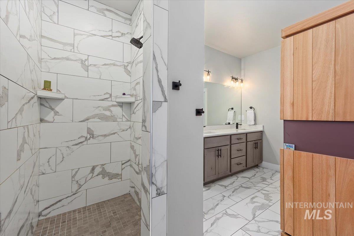 1436 Jump Street, Twin Falls, Idaho 83301, 3 Bedrooms, 2 Bathrooms, Residential For Sale, Price $444,500,MLS 98976363