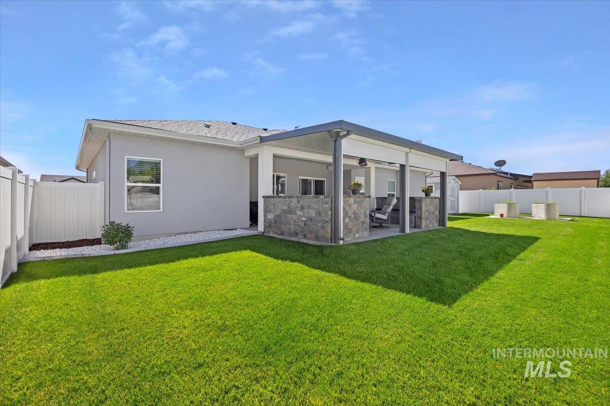 1436 Jump Street, Twin Falls, Idaho 83301, 3 Bedrooms, 2 Bathrooms, Residential For Sale, Price $444,500,MLS 98976363