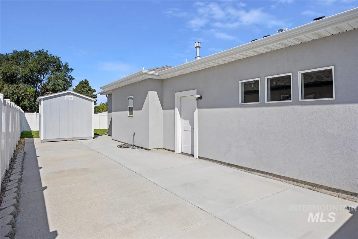 1436 Jump Street, Twin Falls, Idaho 83301, 3 Bedrooms, 2 Bathrooms, Residential For Sale, Price $444,500,MLS 98976363