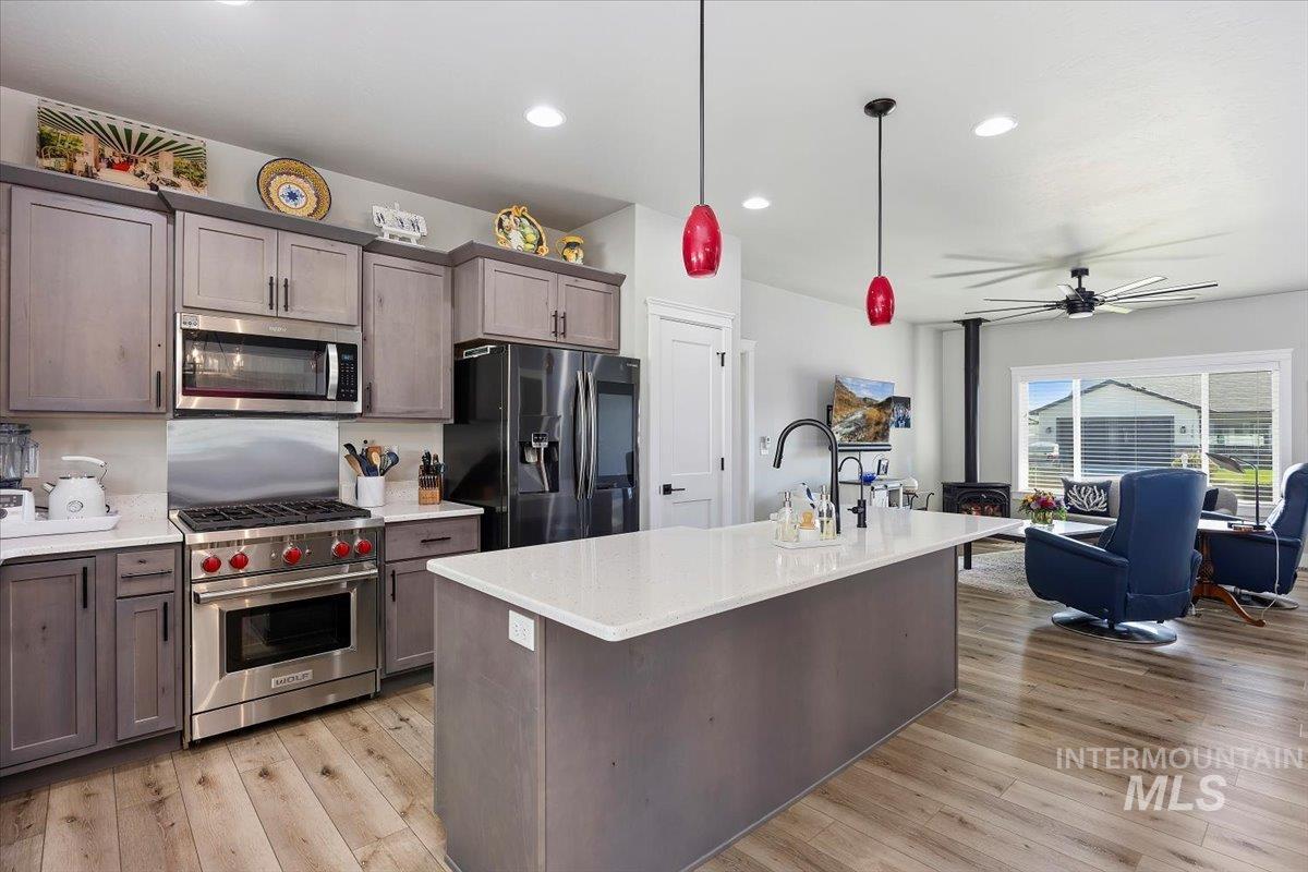 1436 Jump Street, Twin Falls, Idaho 83301, 3 Bedrooms, 2 Bathrooms, Residential For Sale, Price $444,500,MLS 98976363