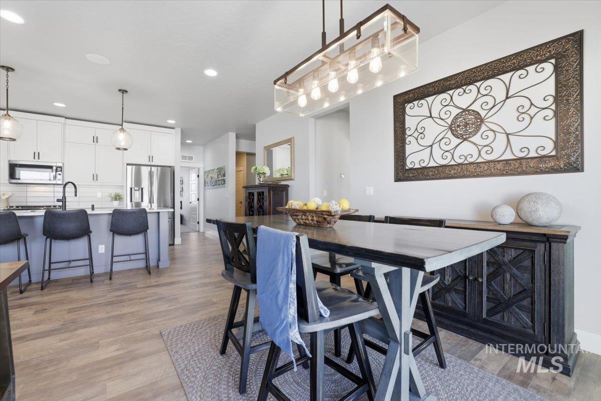 12827 S Milazzo Way, Nampa, Idaho 83686, 3 Bedrooms, 2.5 Bathrooms, Residential For Sale, Price $525,000,MLS 98976364