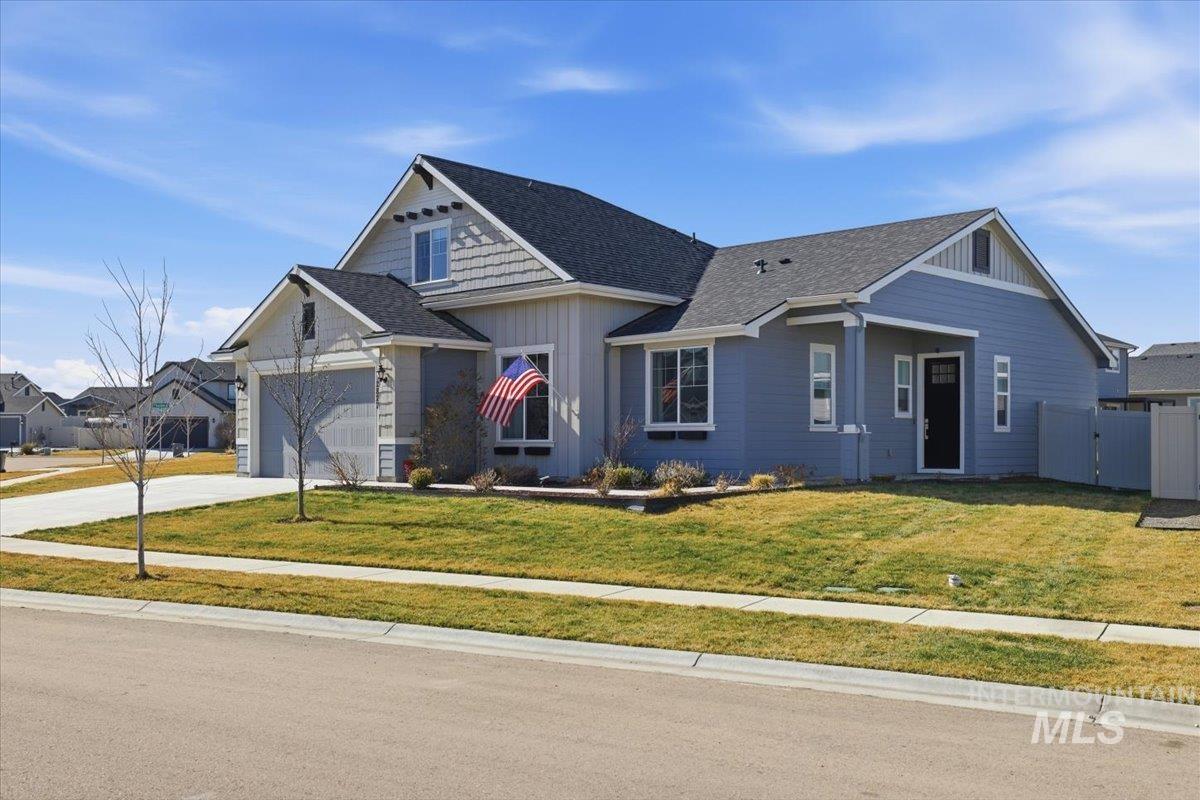 12827 S Milazzo Way, Nampa, Idaho 83686, 3 Bedrooms, 2.5 Bathrooms, Residential For Sale, Price $525,000,MLS 98976364