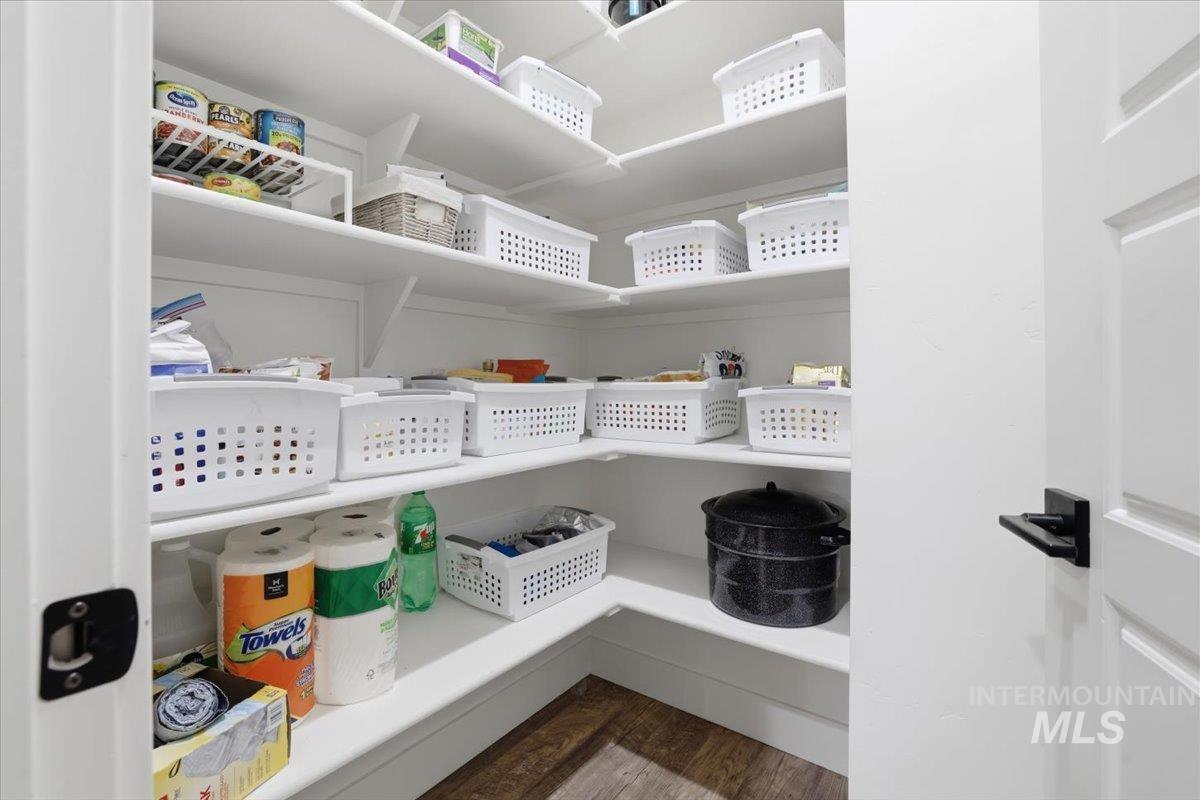 12827 S Milazzo Way, Nampa, Idaho 83686, 3 Bedrooms, 2.5 Bathrooms, Residential For Sale, Price $525,000,MLS 98976364