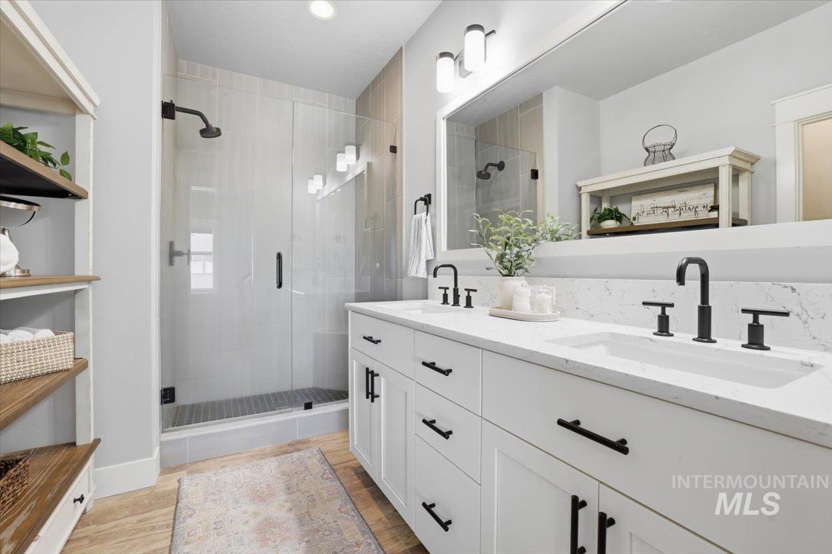 12827 S Milazzo Way, Nampa, Idaho 83686, 3 Bedrooms, 2.5 Bathrooms, Residential For Sale, Price $525,000,MLS 98976364