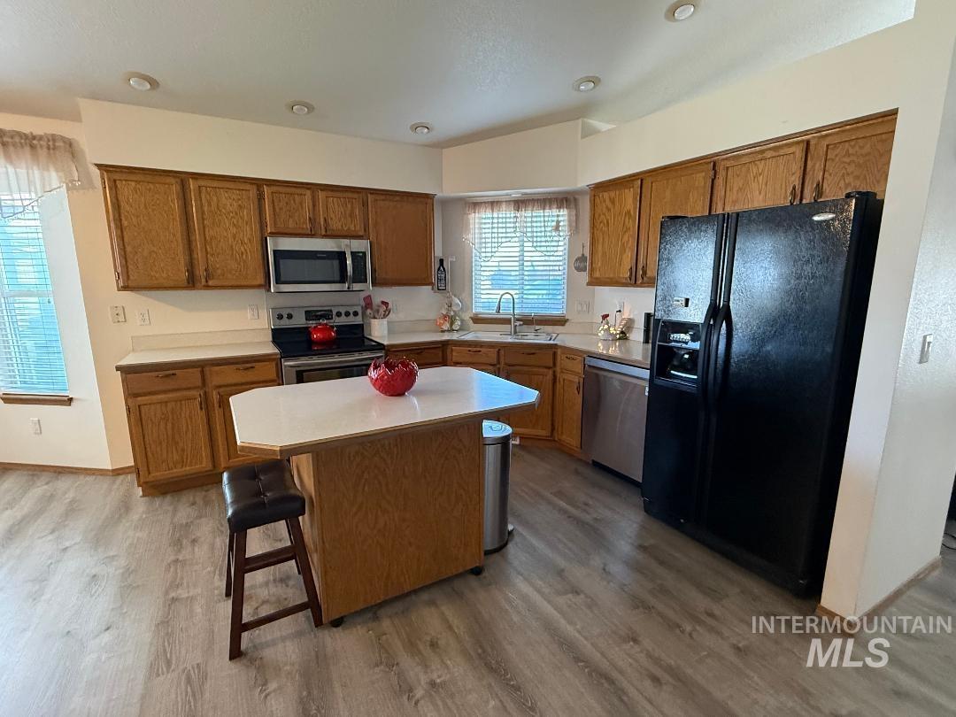 1100 Burnett Dr., Nampa, Idaho 83651, 2 Bedrooms, 2 Bathrooms, Residential For Sale, Price $284,900, 98976366