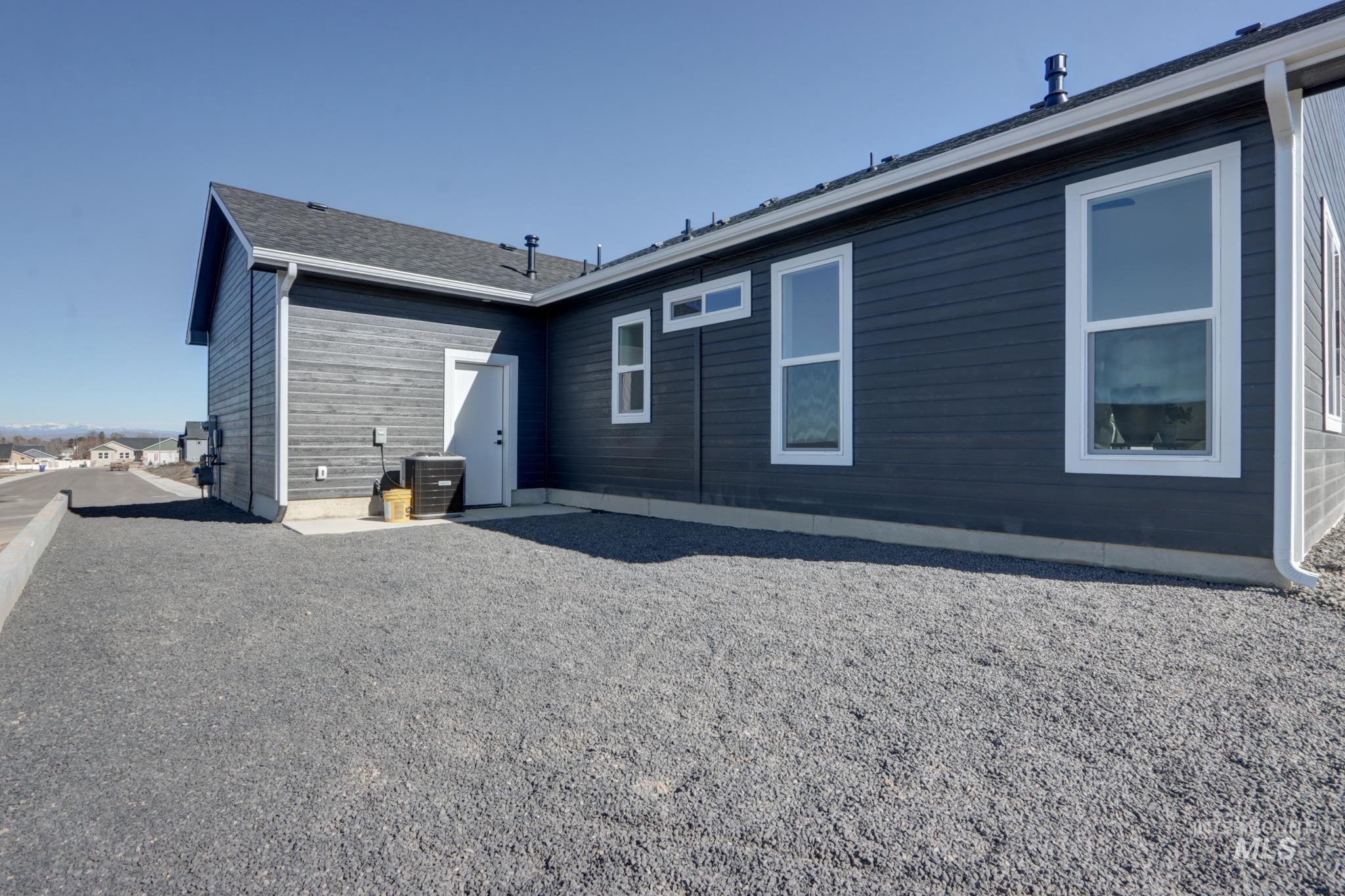 2800 Bandon Dunes, Payette, Idaho 83661, 3 Bedrooms, 2 Bathrooms, Residential For Sale, Price $415,000,MLS 98976370