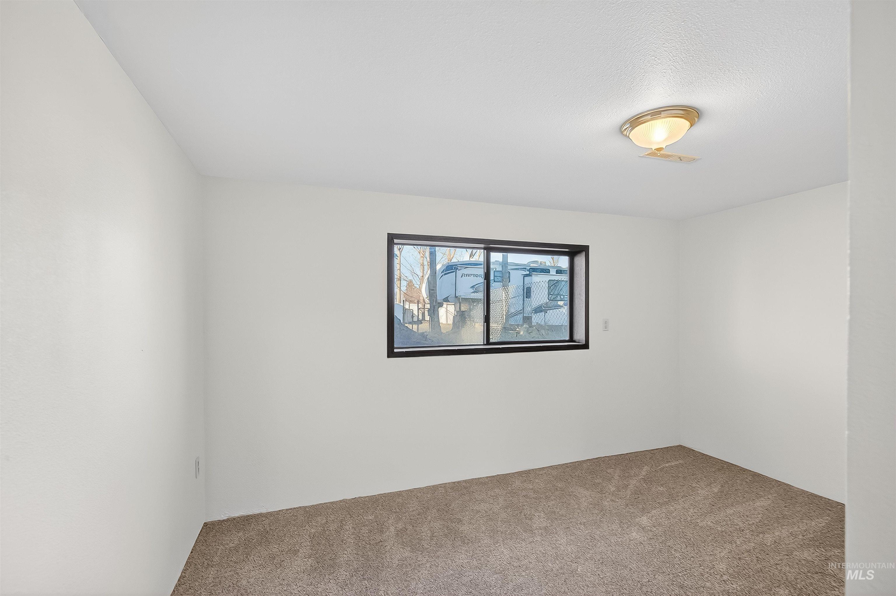 1825 Cedar Ave, Lewiston, Idaho 83501, 4 Bedrooms, 2 Bathrooms, Residential For Sale, Price $379,000,MLS 98976371