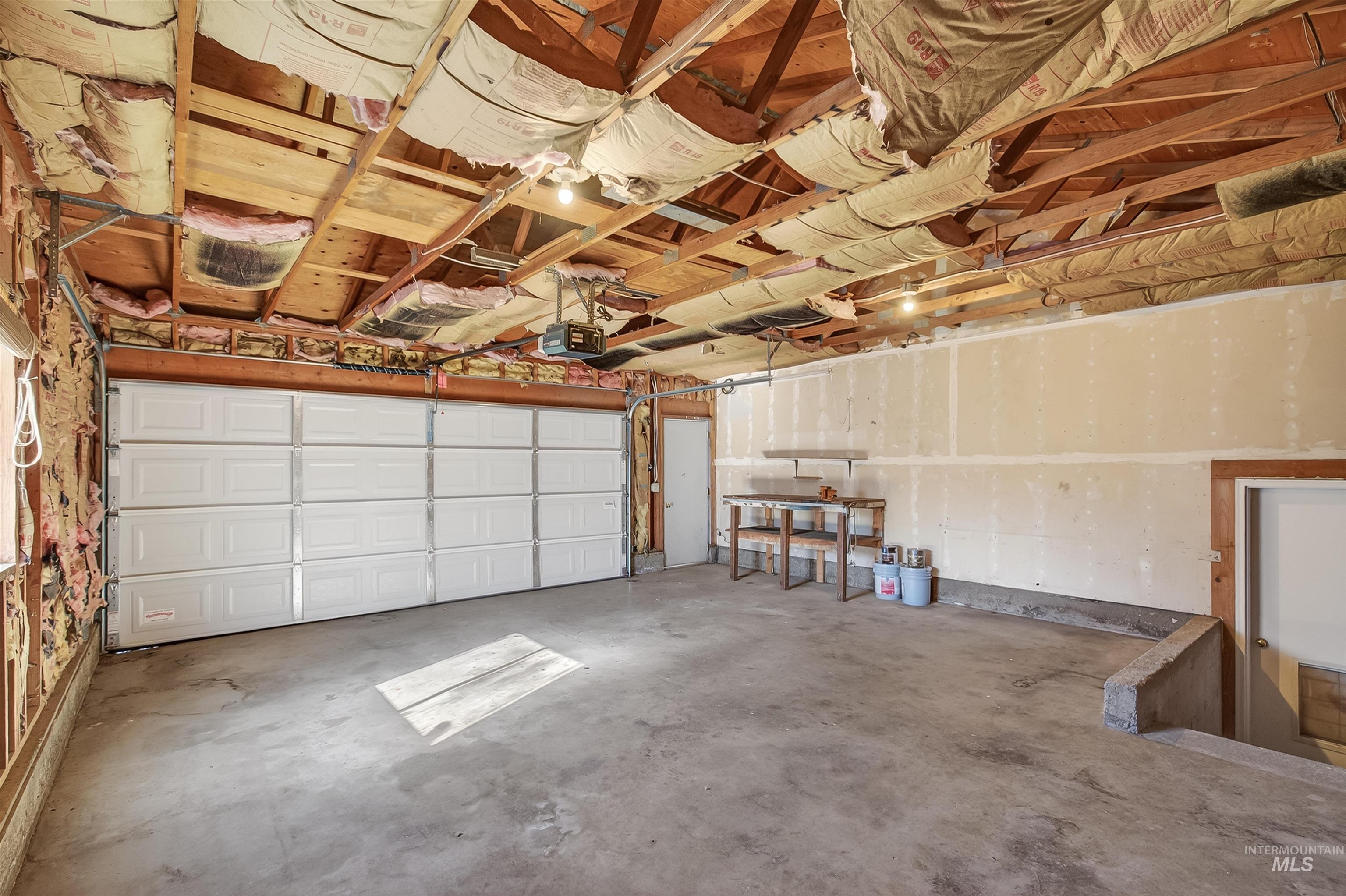 1825 Cedar Ave, Lewiston, Idaho 83501, 4 Bedrooms, 2 Bathrooms, Residential For Sale, Price $379,000,MLS 98976371