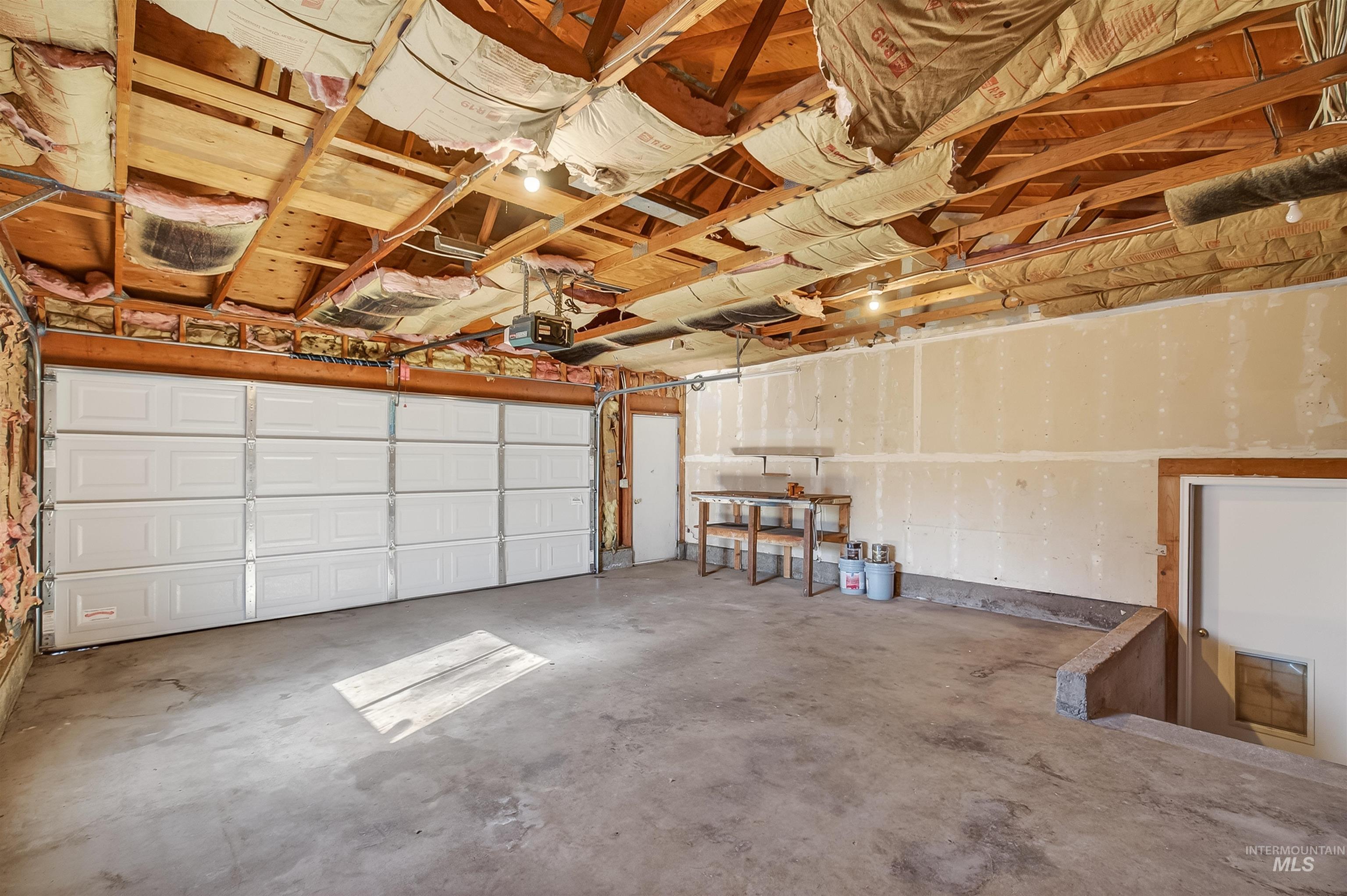 1825 Cedar Ave, Lewiston, Idaho 83501, 4 Bedrooms, 2 Bathrooms, Residential For Sale, Price $379,000,MLS 98976371