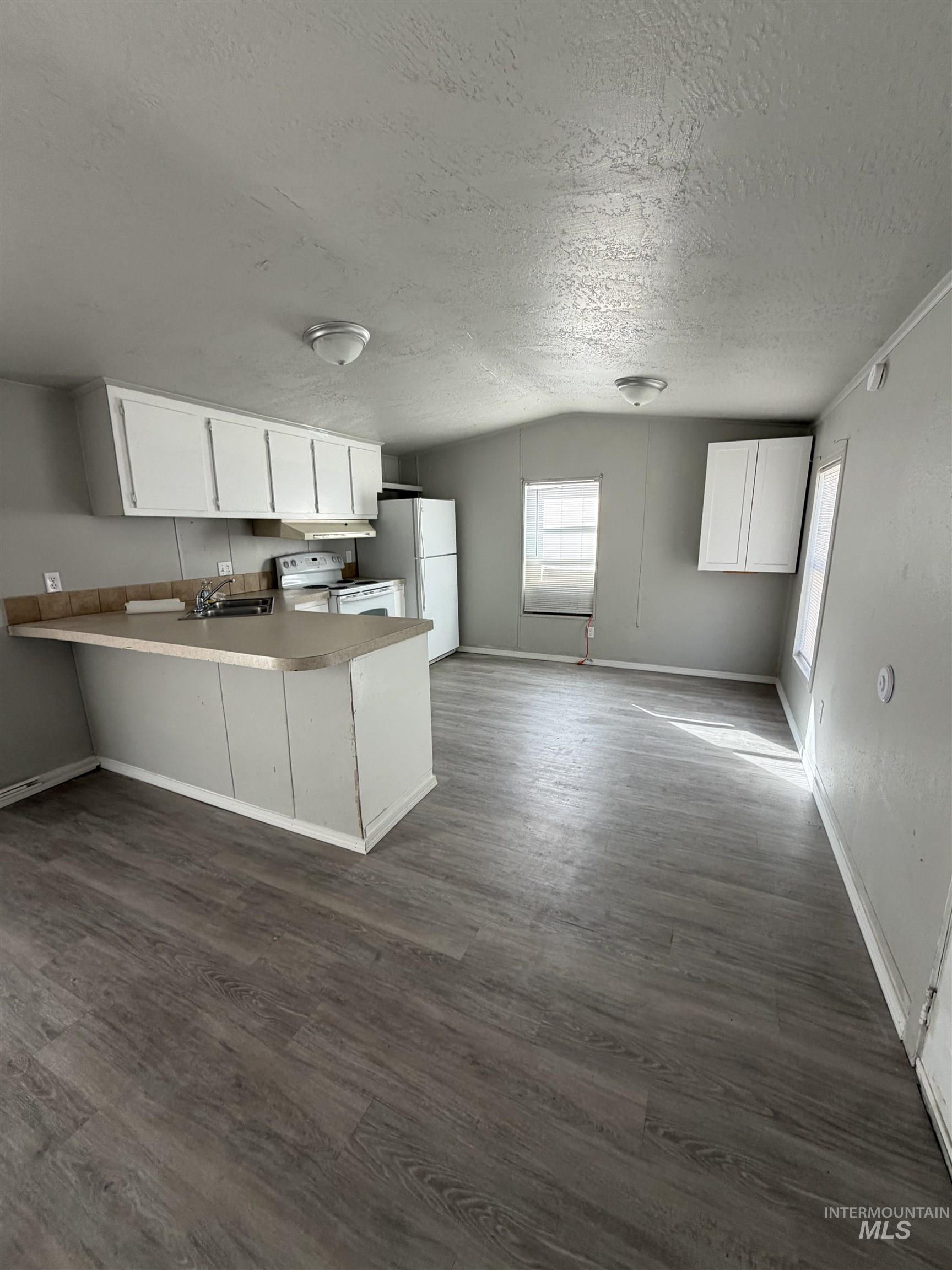 1570 Sunset Strip, Mountain Home, Idaho 83647-0000, 2 Bedrooms, 1 Bathroom, Residential For Sale, Price $34,000, 98976377