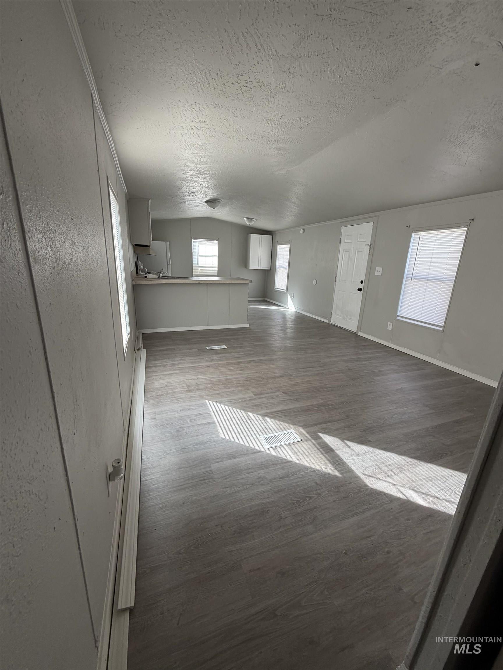 1570 Sunset Strip, Mountain Home, Idaho 83647-0000, 2 Bedrooms, 1 Bathroom, Residential For Sale, Price $35,000, 98976377