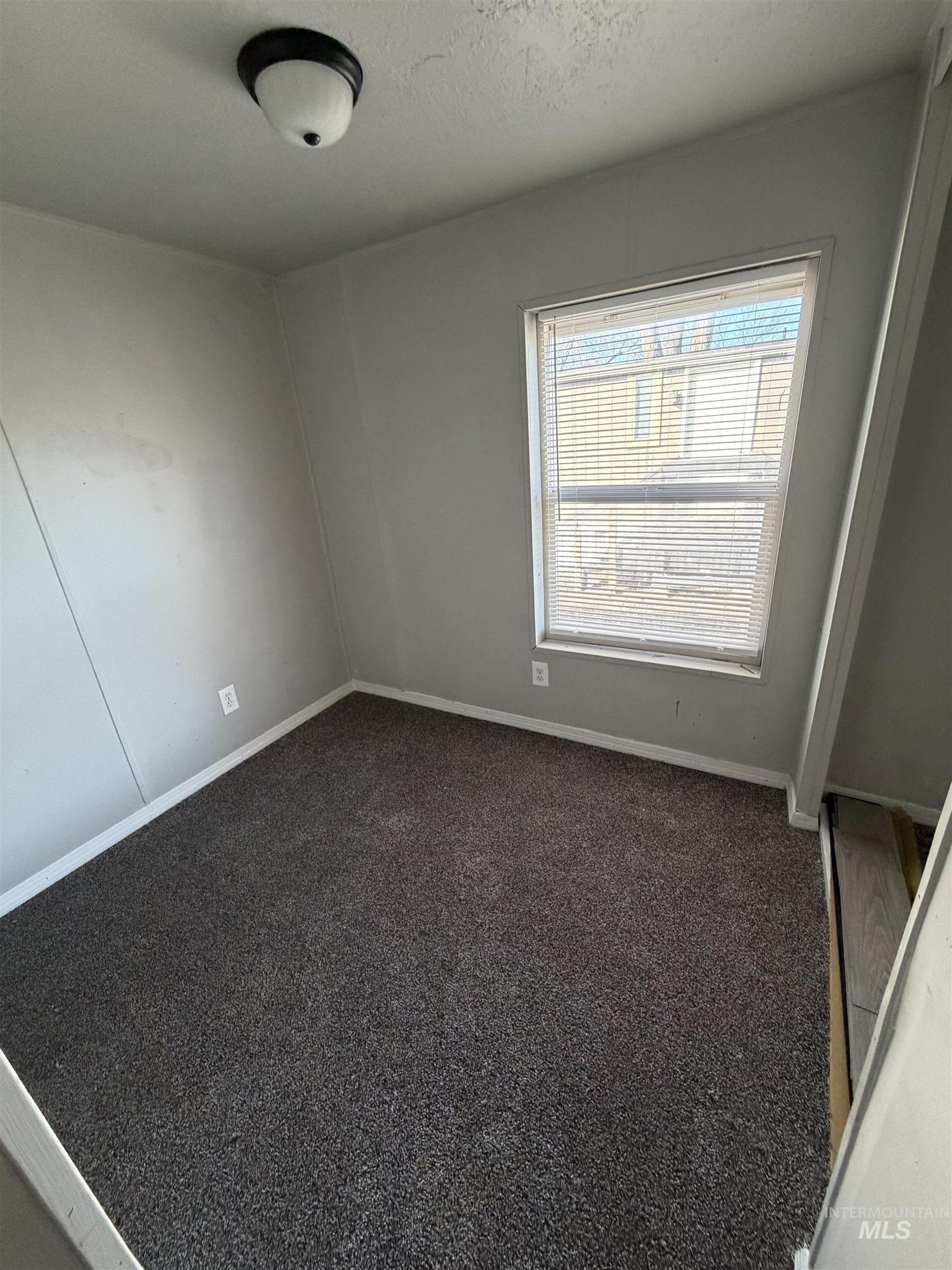 1570 Sunset Strip, Mountain Home, Idaho 83647-0000, 2 Bedrooms, 1 Bathroom, Residential For Sale, Price $35,000, 98976377