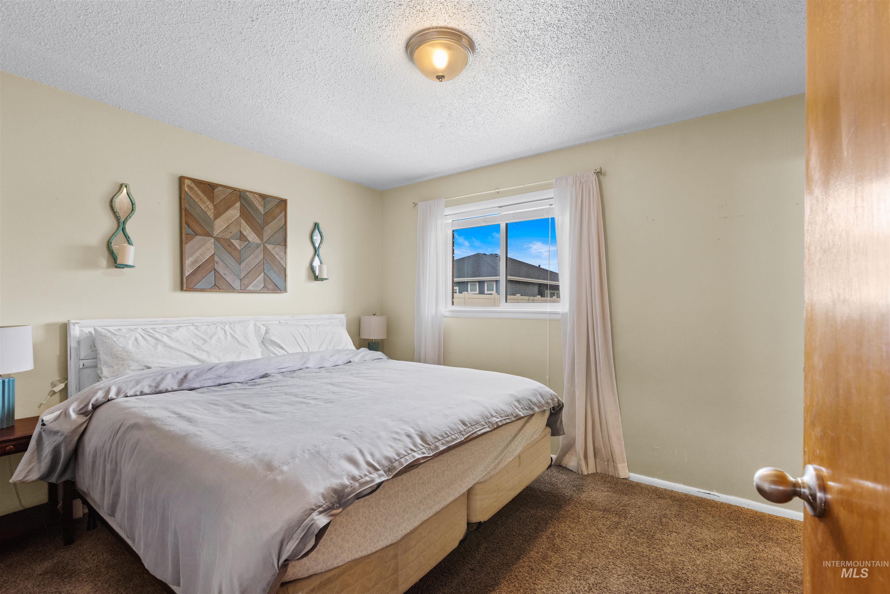 3890 E Victory Rd, Meridian, Idaho 83642, 3 Bedrooms, 2 Bathrooms, Residential For Sale, Price $540,000,MLS 98976378