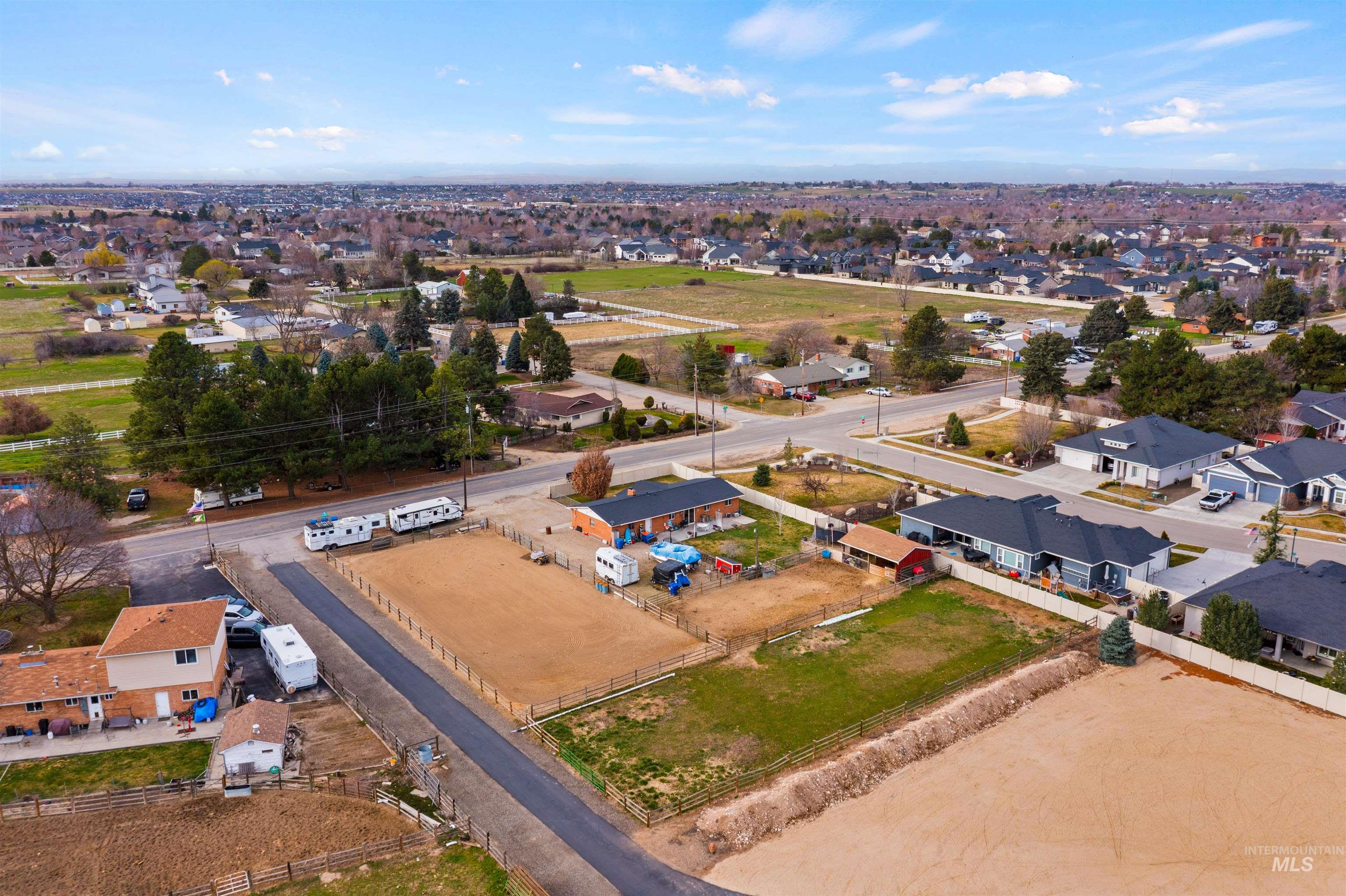 3890 E Victory Rd, Meridian, Idaho 83642, 3 Bedrooms, 2 Bathrooms, Residential For Sale, Price $540,000,MLS 98976378