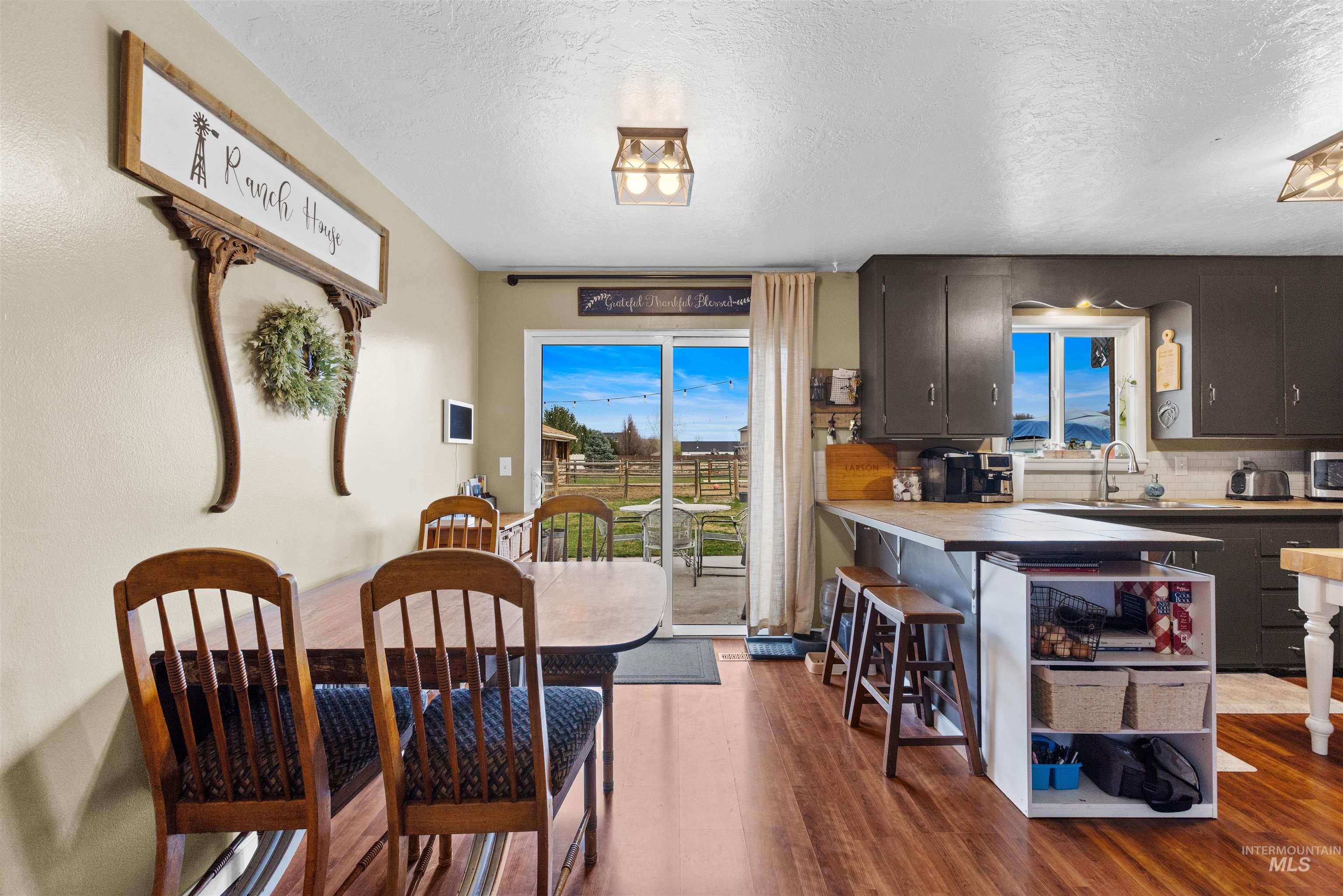 3890 E Victory Rd, Meridian, Idaho 83642, 3 Bedrooms, 2 Bathrooms, Residential For Sale, Price $540,000,MLS 98976378