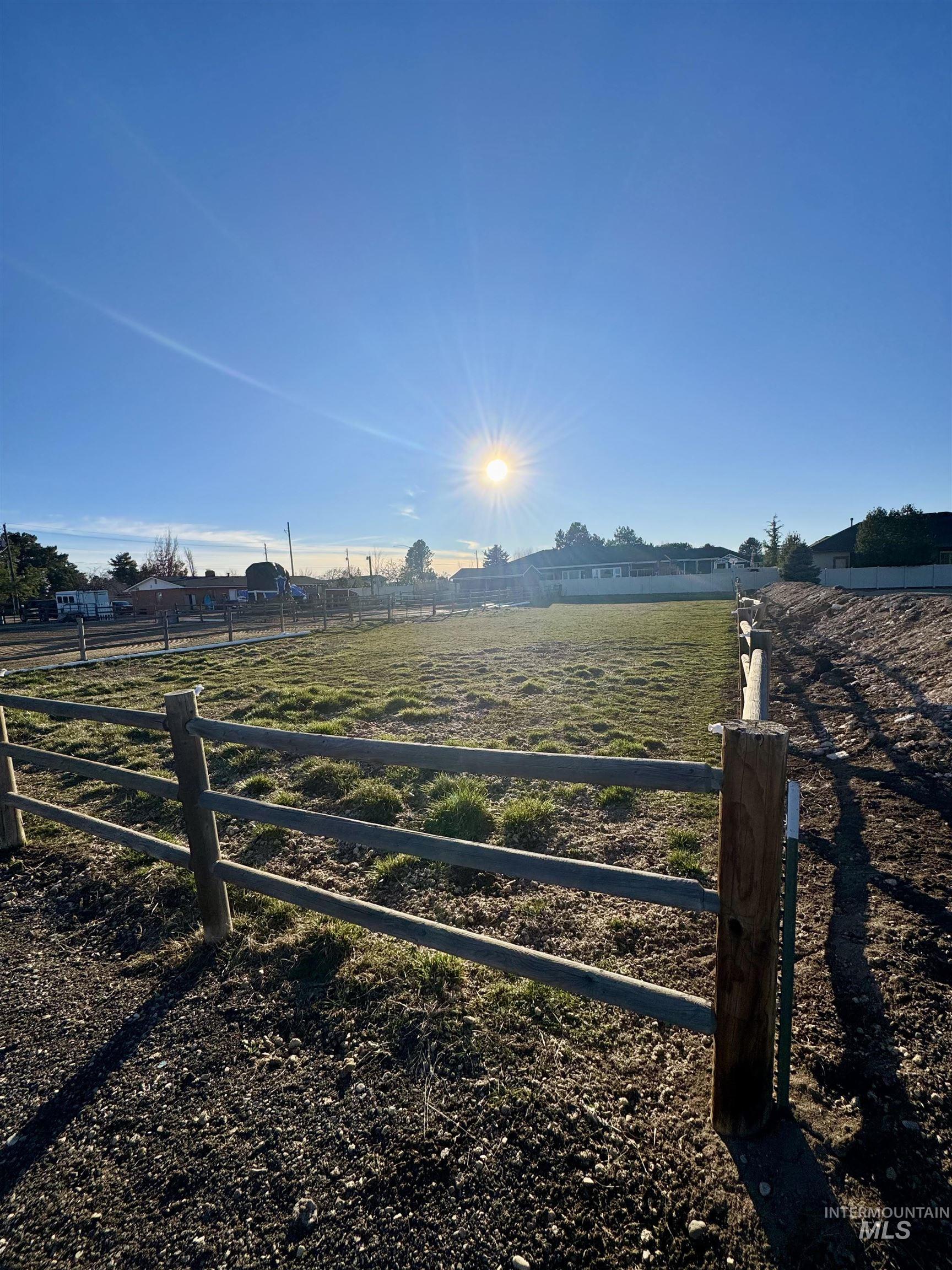 3890 E Victory Rd, Meridian, Idaho 83642, 3 Bedrooms, 2 Bathrooms, Residential For Sale, Price $550,000, 98976378
