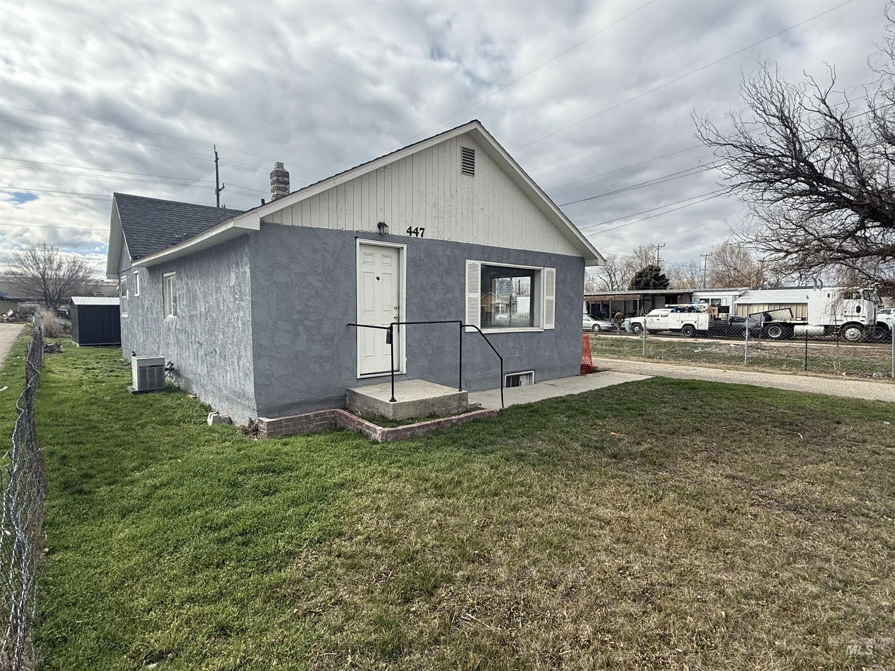 447 1st St N, Nampa, Idaho 83687, 2 Bedrooms, 2 Bathrooms, Residential For Sale, Price $266,000, 98976380