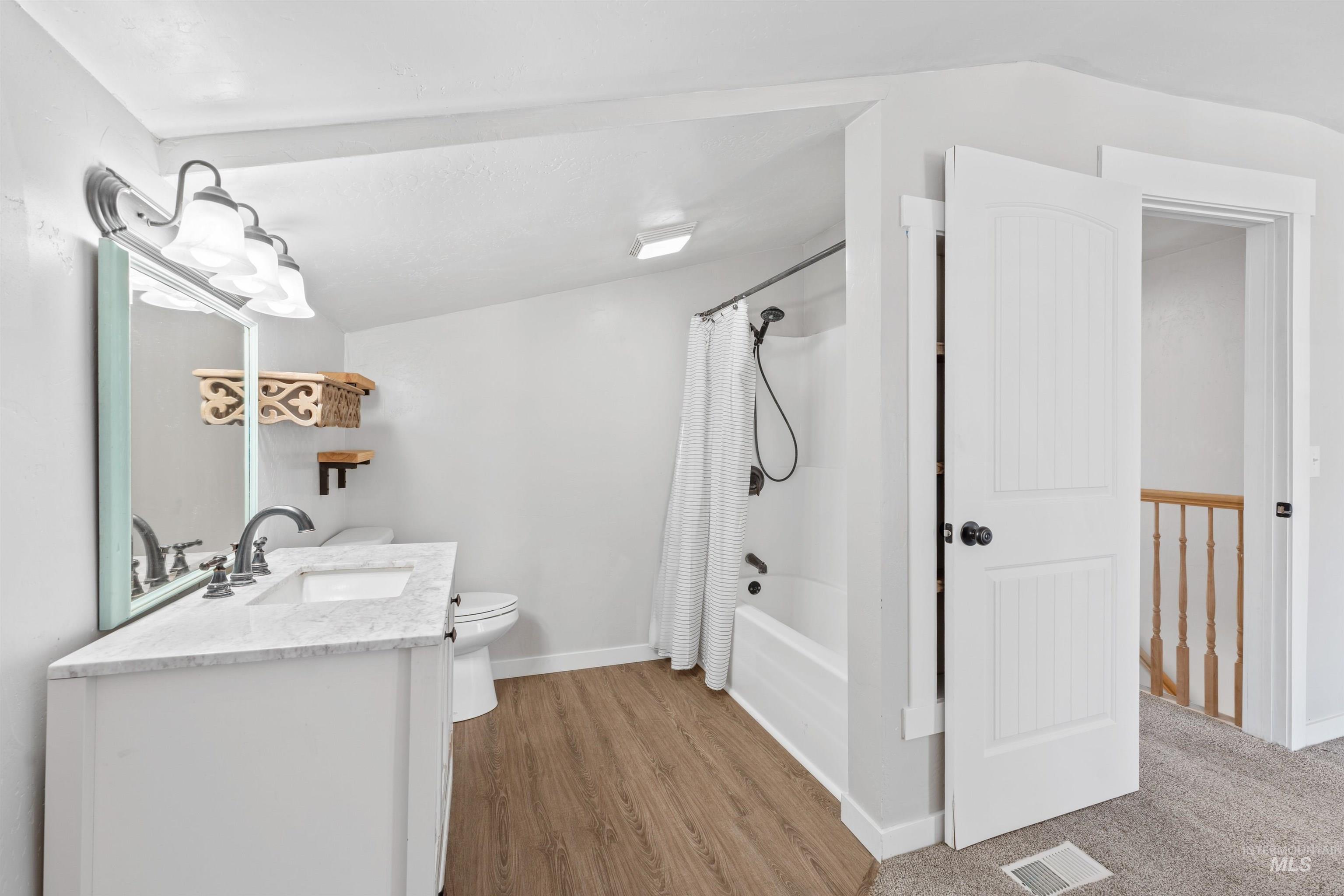 489 W 45 N, Burley, Idaho 83318, 6 Bedrooms, 4 Bathrooms, Residential For Sale, Price $495,000, 98976382